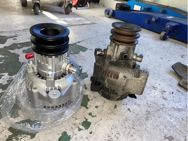 滋賀県】TOYOTA 78プラド ランドクルーザープラド オルタネーター 交換