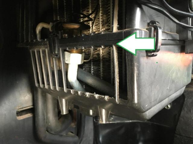 エアコンガス漏れはエバポレーターから。現物修理で何とか対応できまし