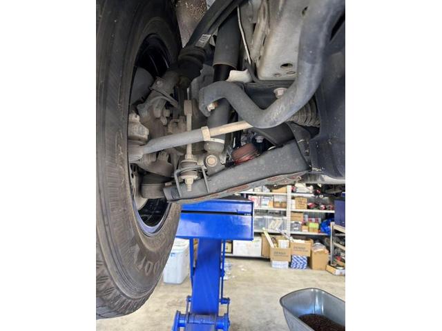 ハイエースバン 足回り修理・整備、ストロークストッパー カスタム