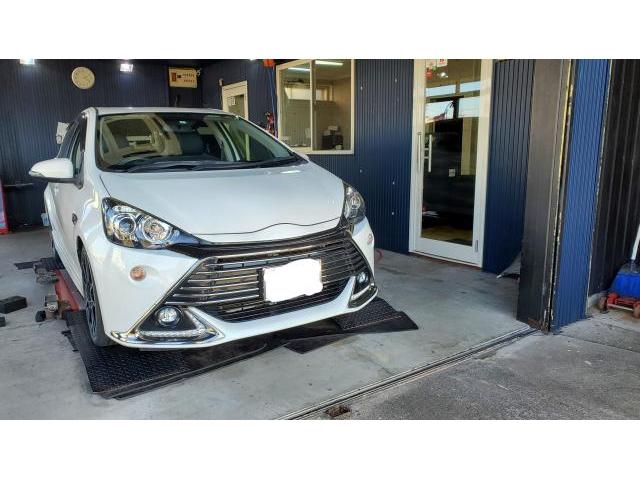 トヨタ アクアG's 17ｲﾝﾁ4本 タイヤ交換作業｜グーネットピット