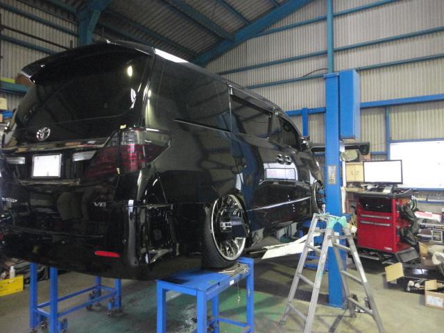 20 アルファード ヴェルファイア エアサス アライメント キャンバー