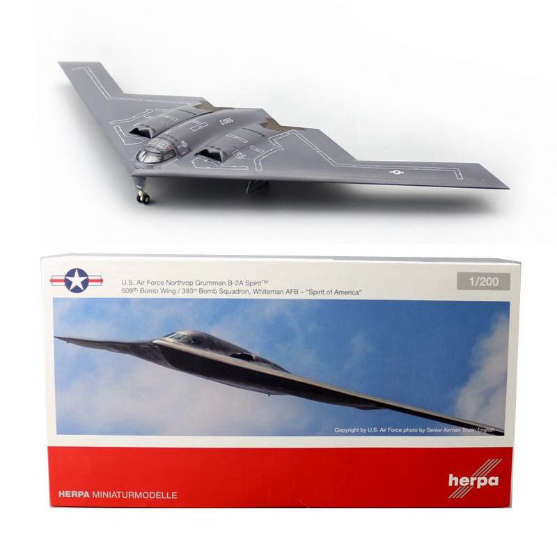 1/200 Herpa Northrop Grumman B-2A “Spirit of America” – Pilot Shop