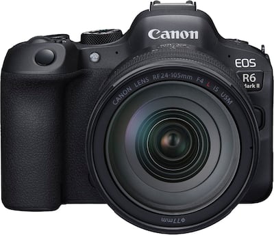 Canon EOS R6 Mark II Mirrorless Camera with RF24 105mm f/4L IS USM