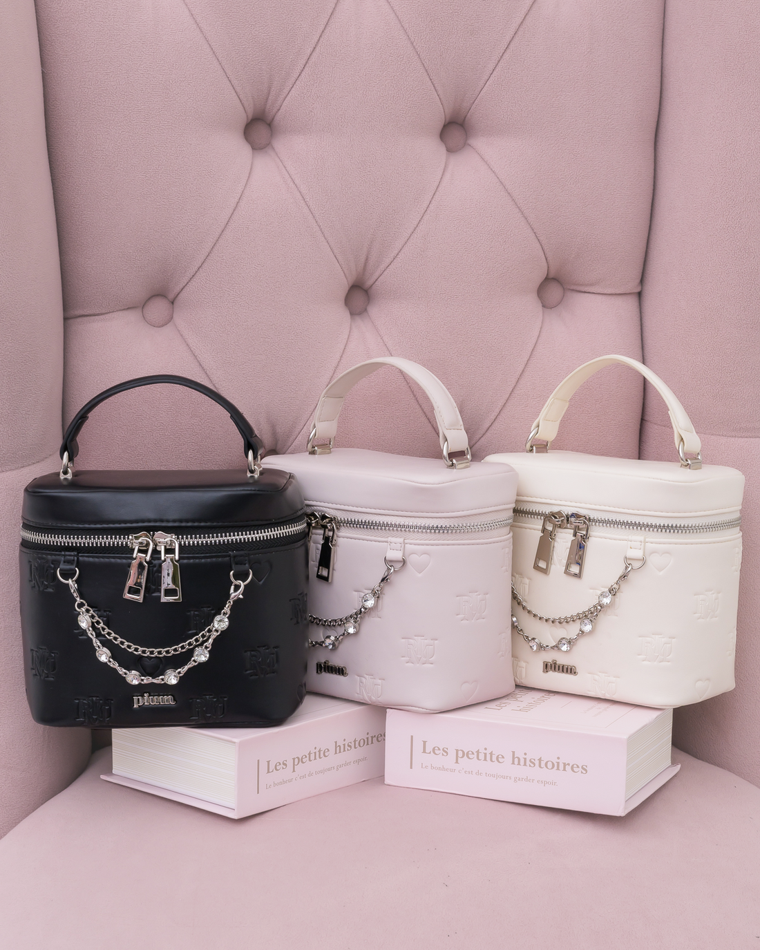 ビジュー付きpiumモノグラムバニティバッグ