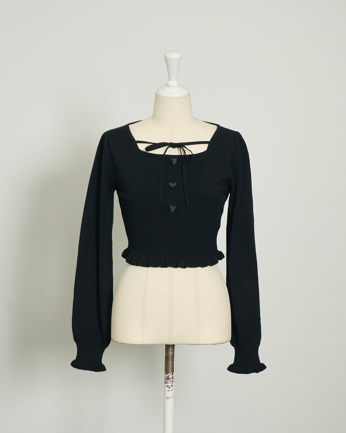 ウエストリブハートボタンニット – pium