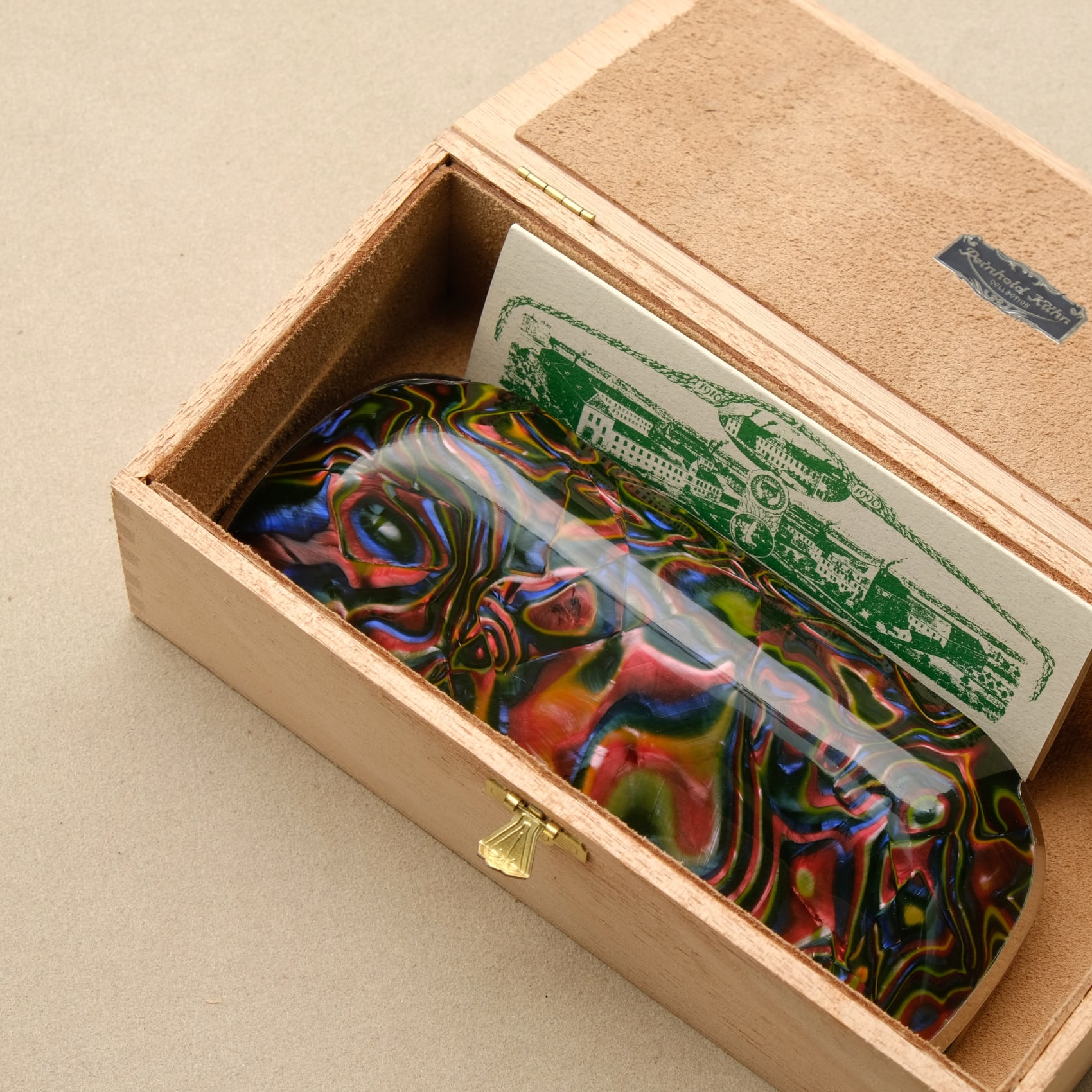 REINHOLD KÜHN/ラインホルト キューンの投稿一覧 | メガネのセレクト