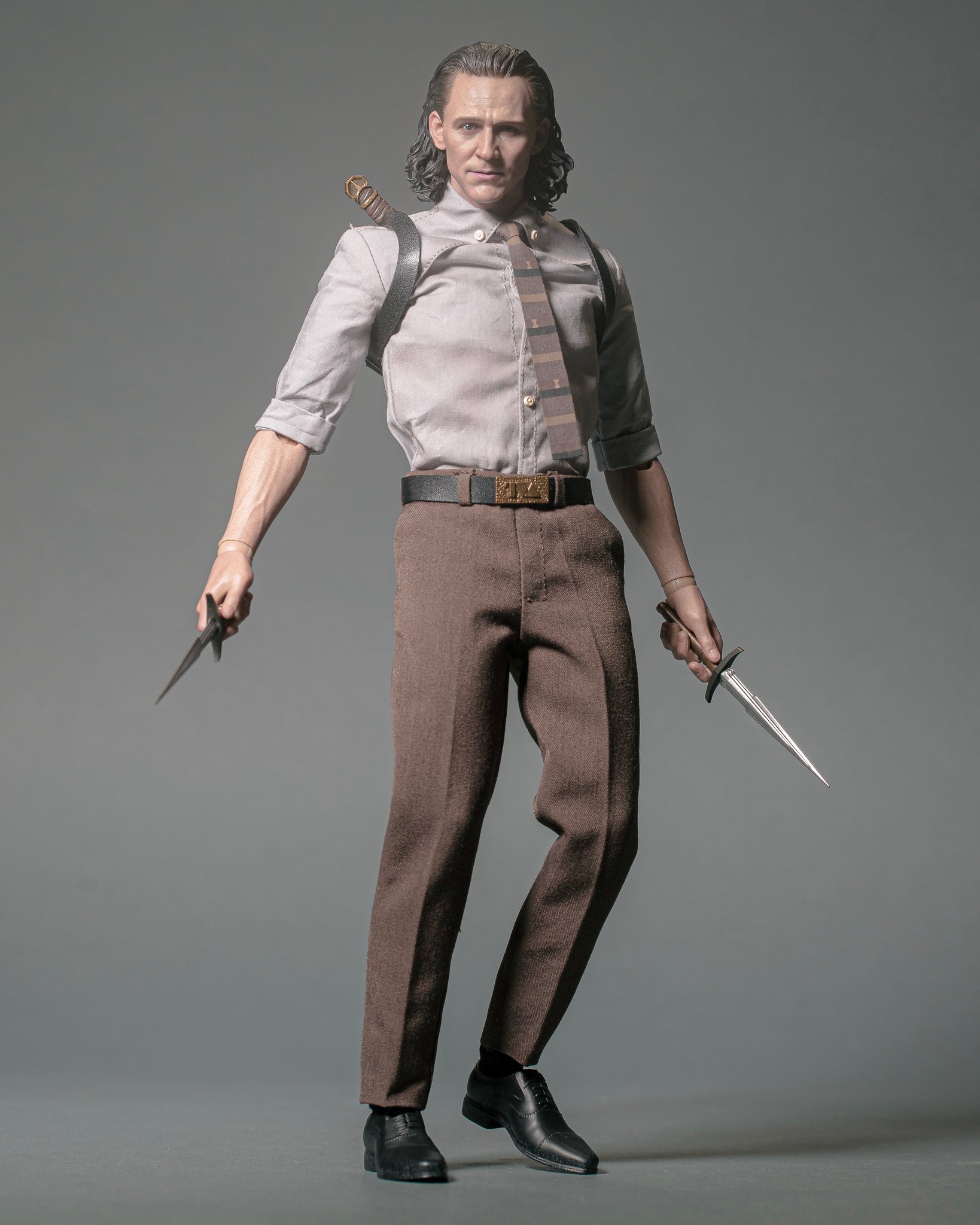 Hot Toys TMS061 LOKI Loki 1/6 Scale Collectibles Figure – Pop