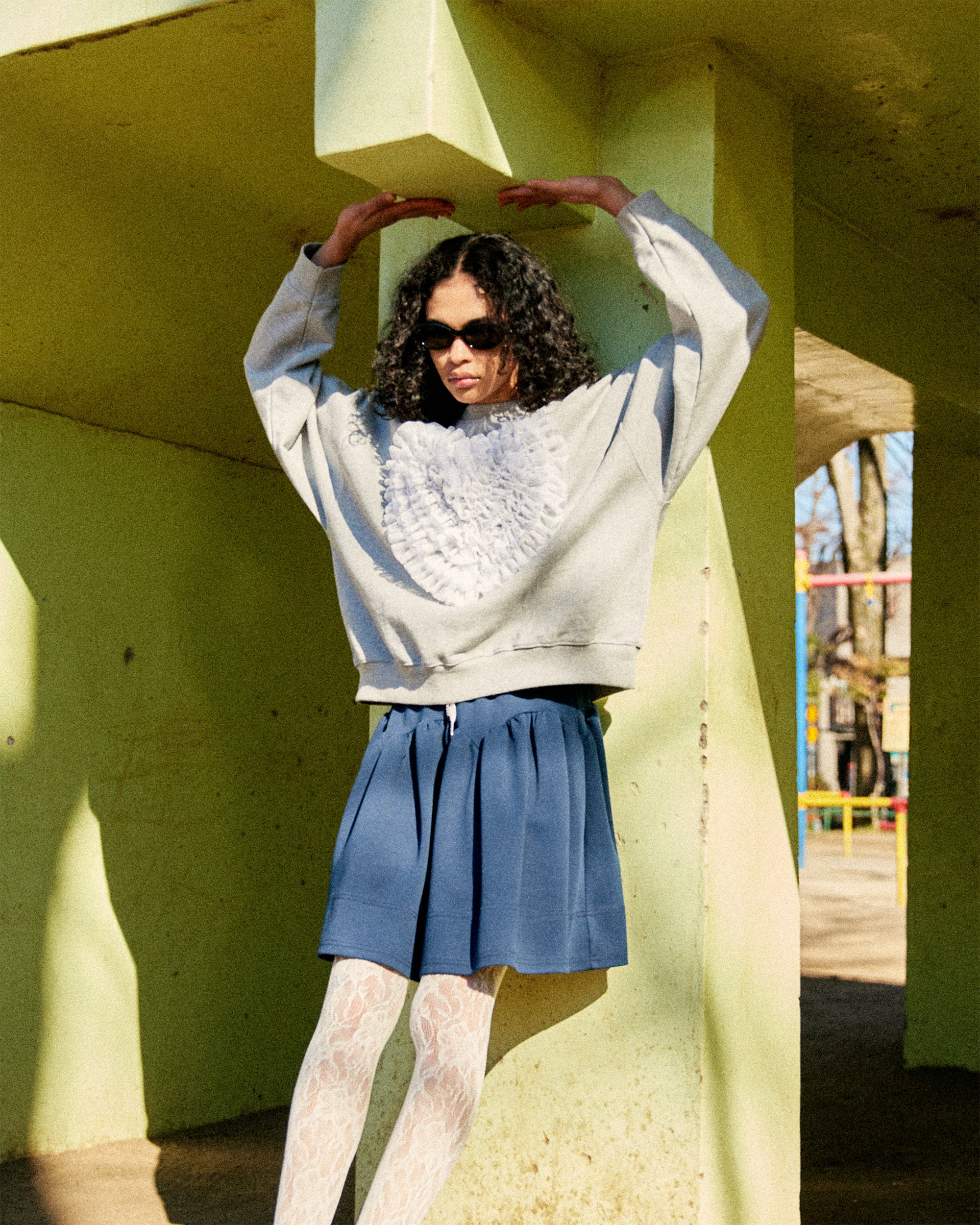 Heart dot tulle sweatshirt (gray)