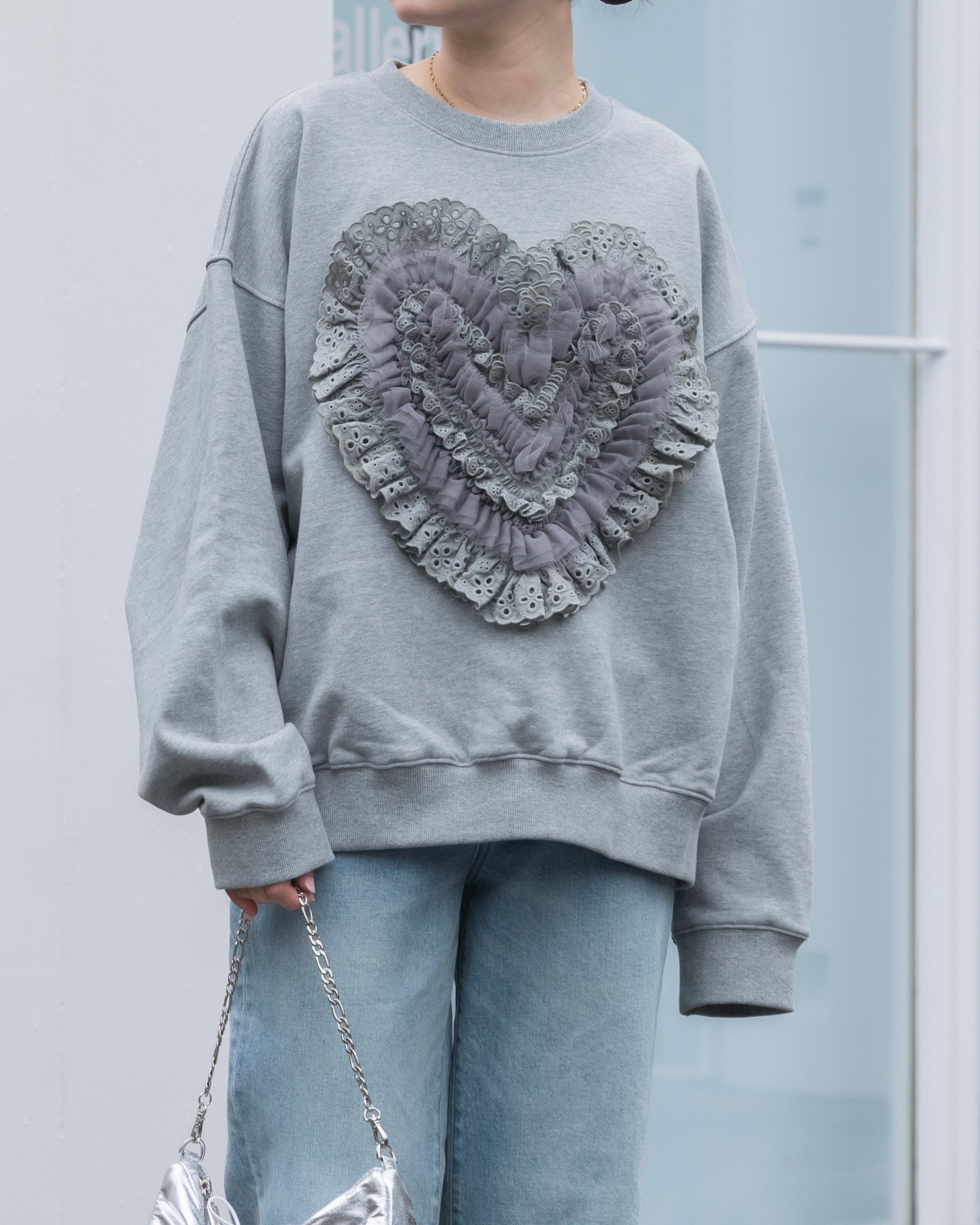 Cotton lace heart sweatshirt (gray)