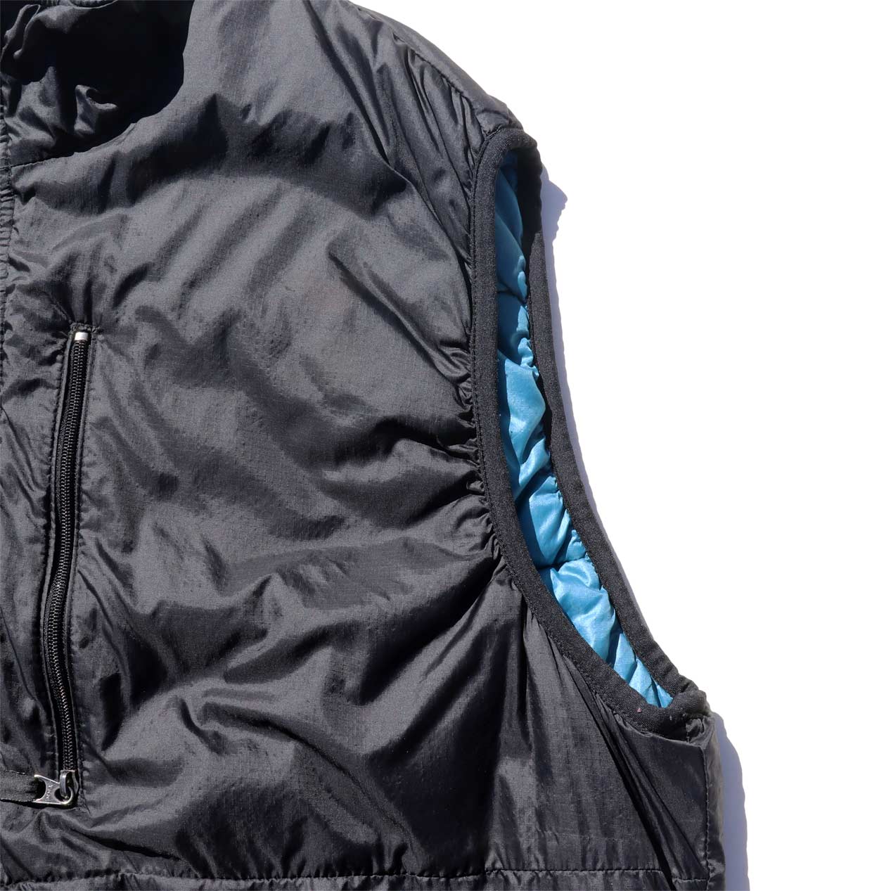 POST JUNK / 90's PATAGONIA Black Puffball Pullover Vest Made In