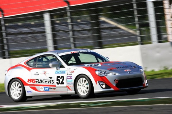 富士スピードウェイ、レーシングカーレンタル走行システム「86