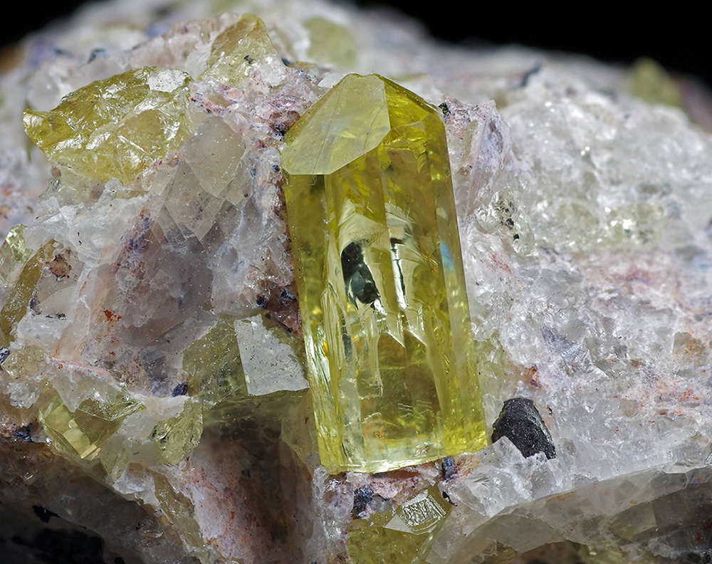 燐灰石 apatite - 岩石鉱物詳解図鑑planetscope