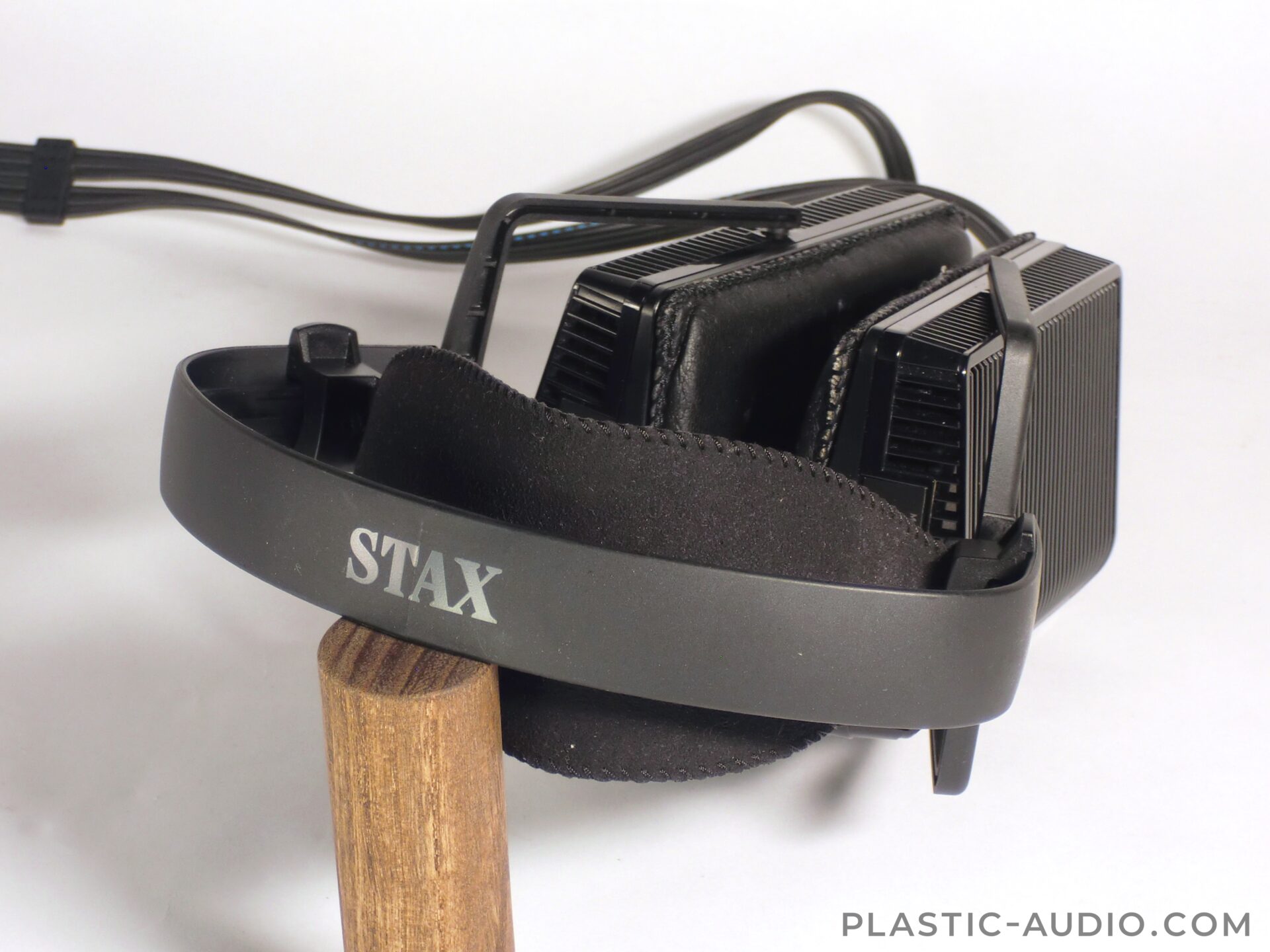 STAX SRS-3100のレビュー：不自然なほど自然な音。 | Plastic Audio