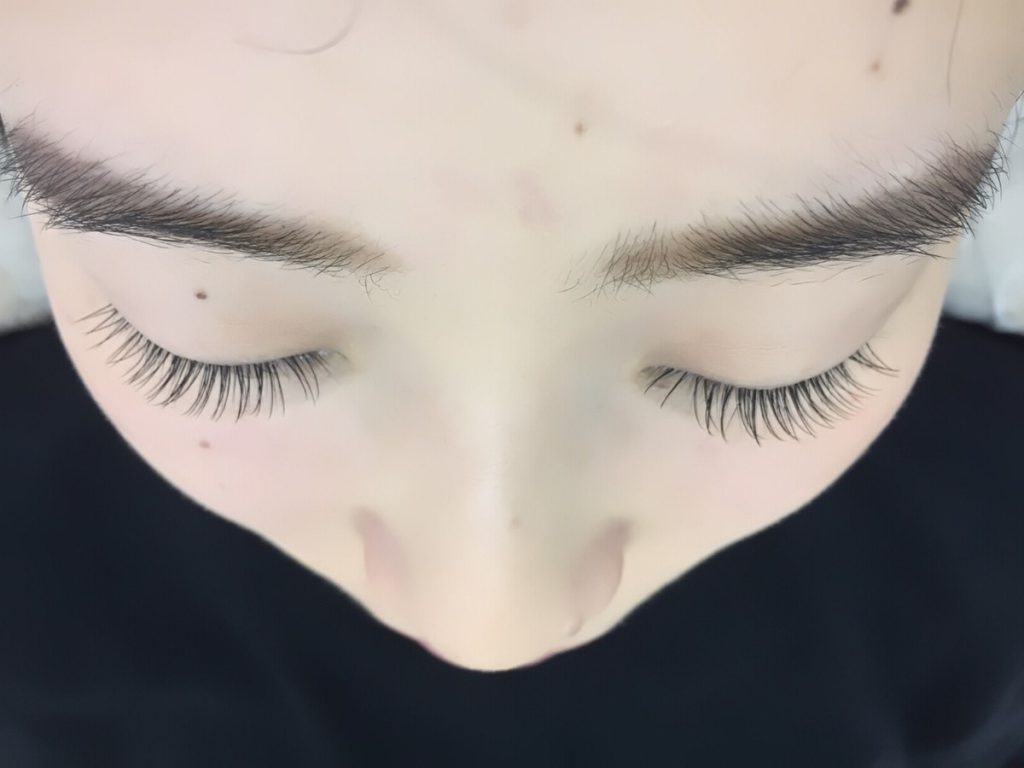 ナチュラルに仕上がる、マツエクデザインとは？ | まつ毛エクステ