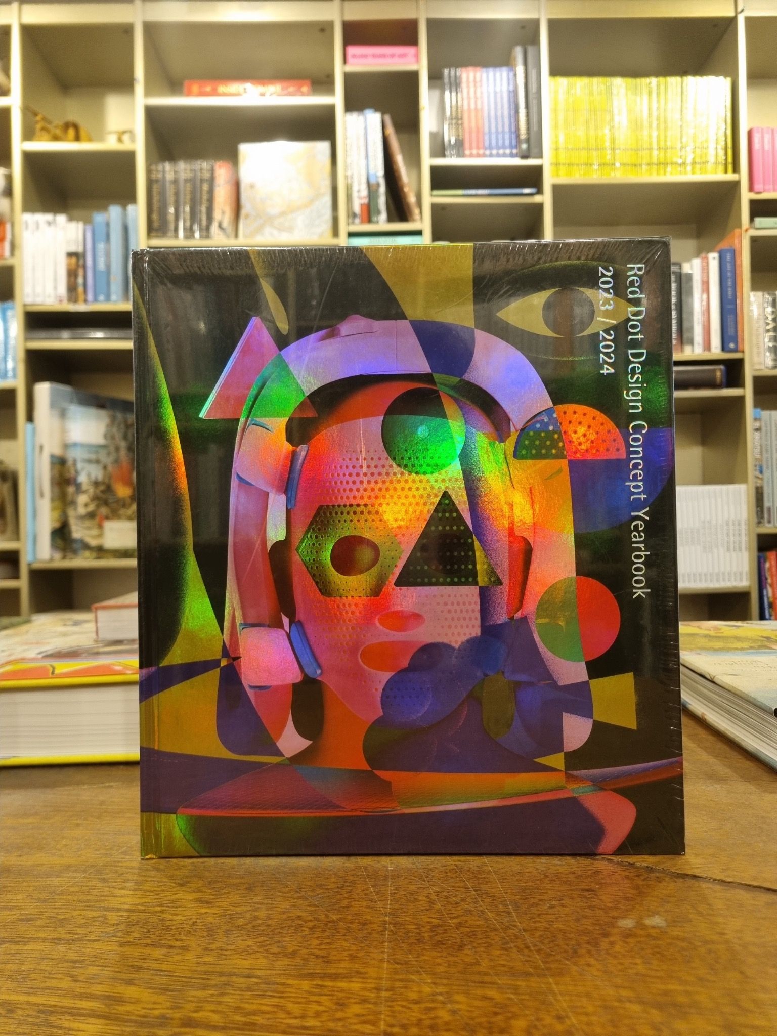 Red Dot Design Yearbook 2023/2024 – ARTBOOK