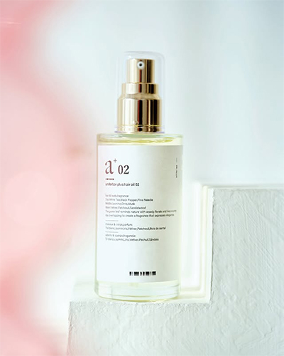 アンダーバープラス ヘアオイル 02