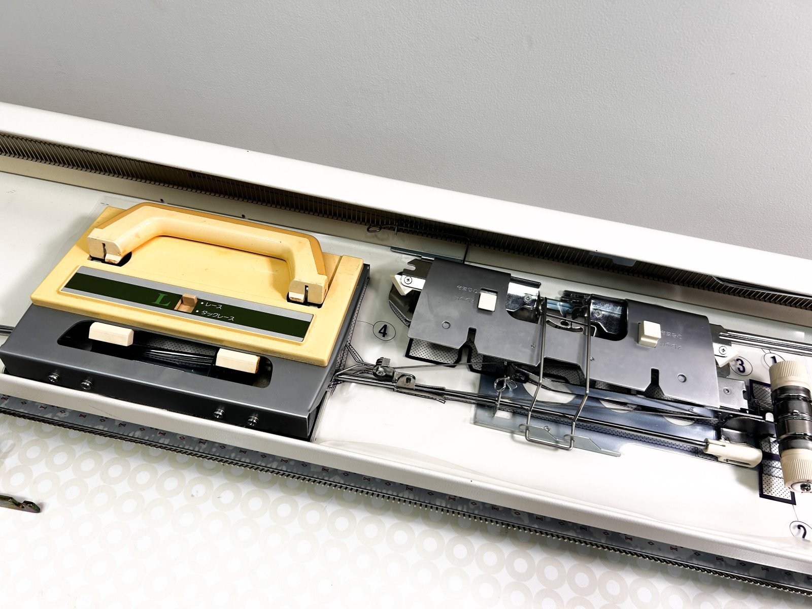 Knittingbird (ニッティングバード）公式オンラインショップ