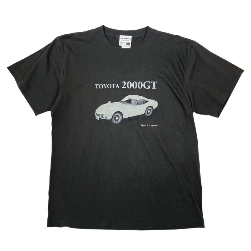 ○名車シリーズ○『TOYOTA 2000GT』Tシャツが成田空港に登場！ | 株式