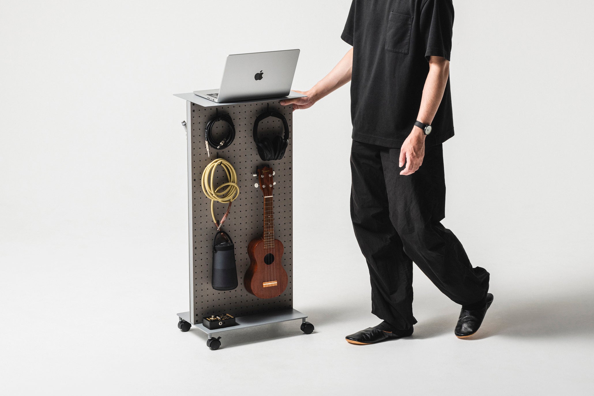 切り替えると、うまくいく。WALL FOR ONE 。 | 株式会社テントのプレス