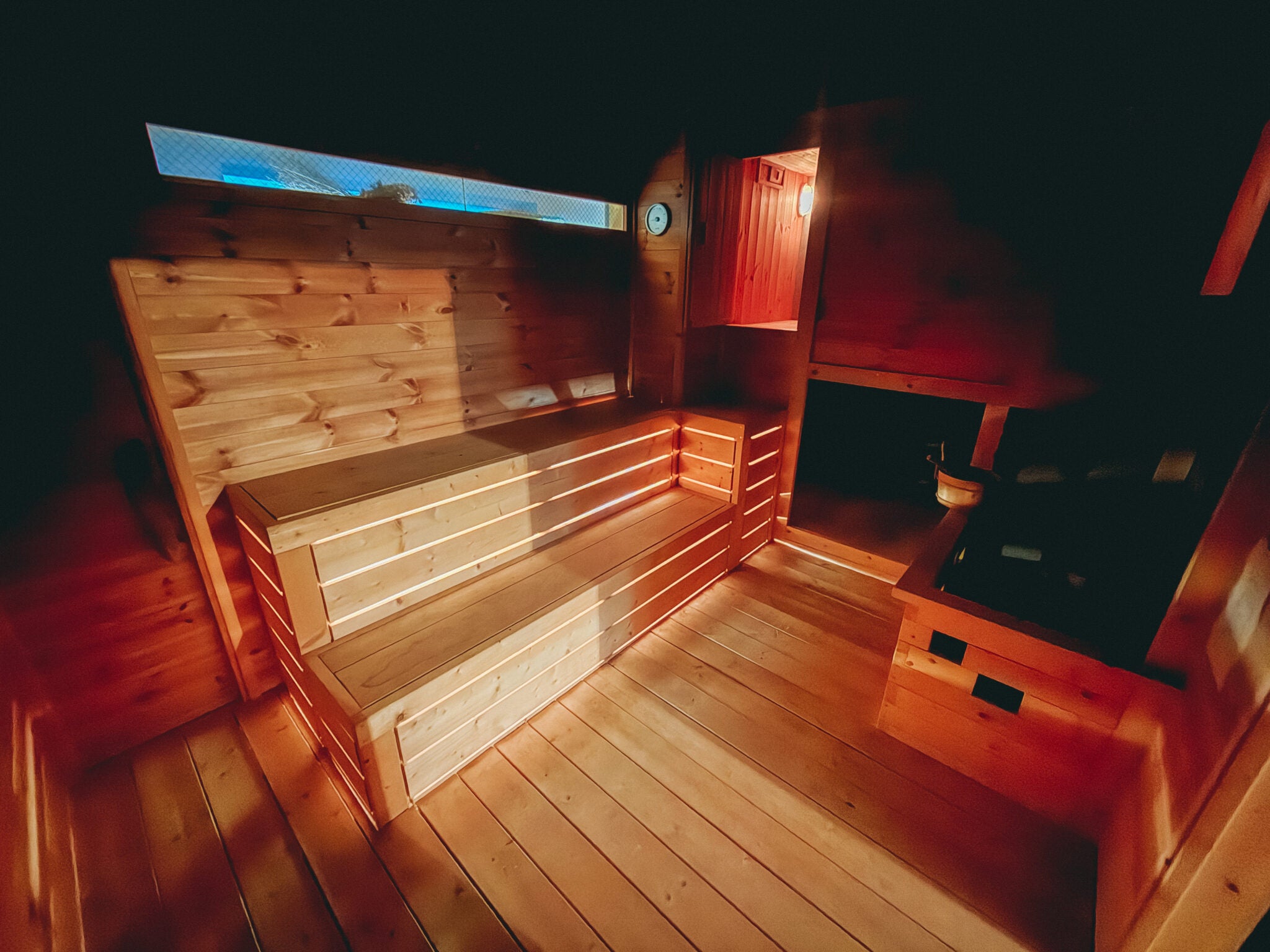 全国で導入が進む「kokolo sauna(R)」が、大阪市のサウナ付き民泊施設