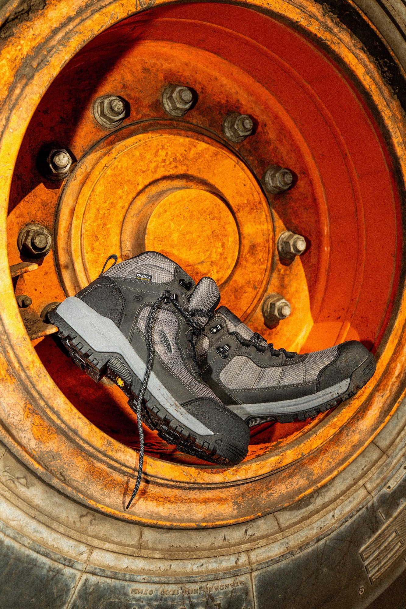 KEEN UTILITY＞KEENのワークブーツコレクションから、『SKOKIE HIKER