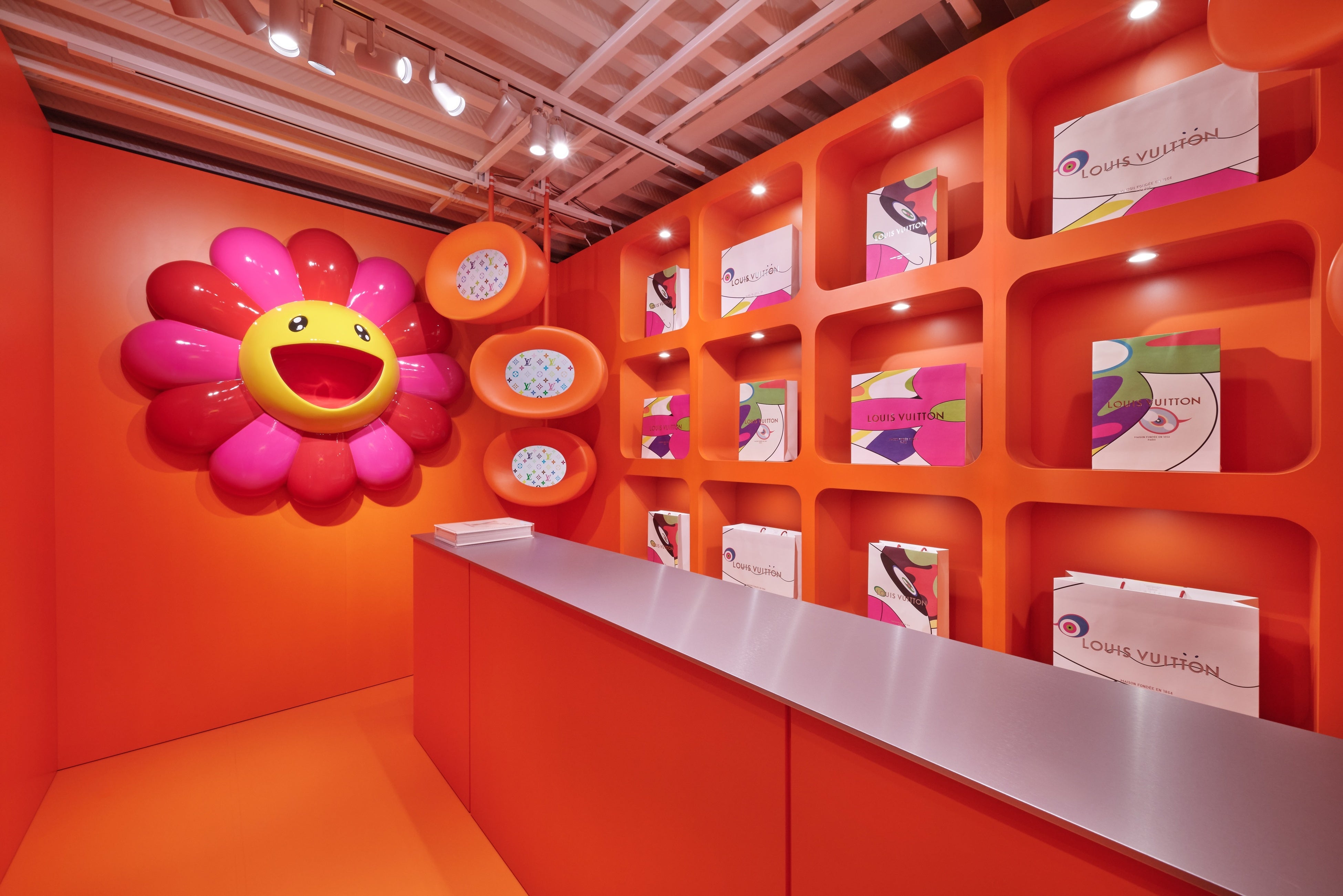 ルイ·ヴィトン】ルイ·ヴィトン × 村上隆 ポップアップストア 1月26日