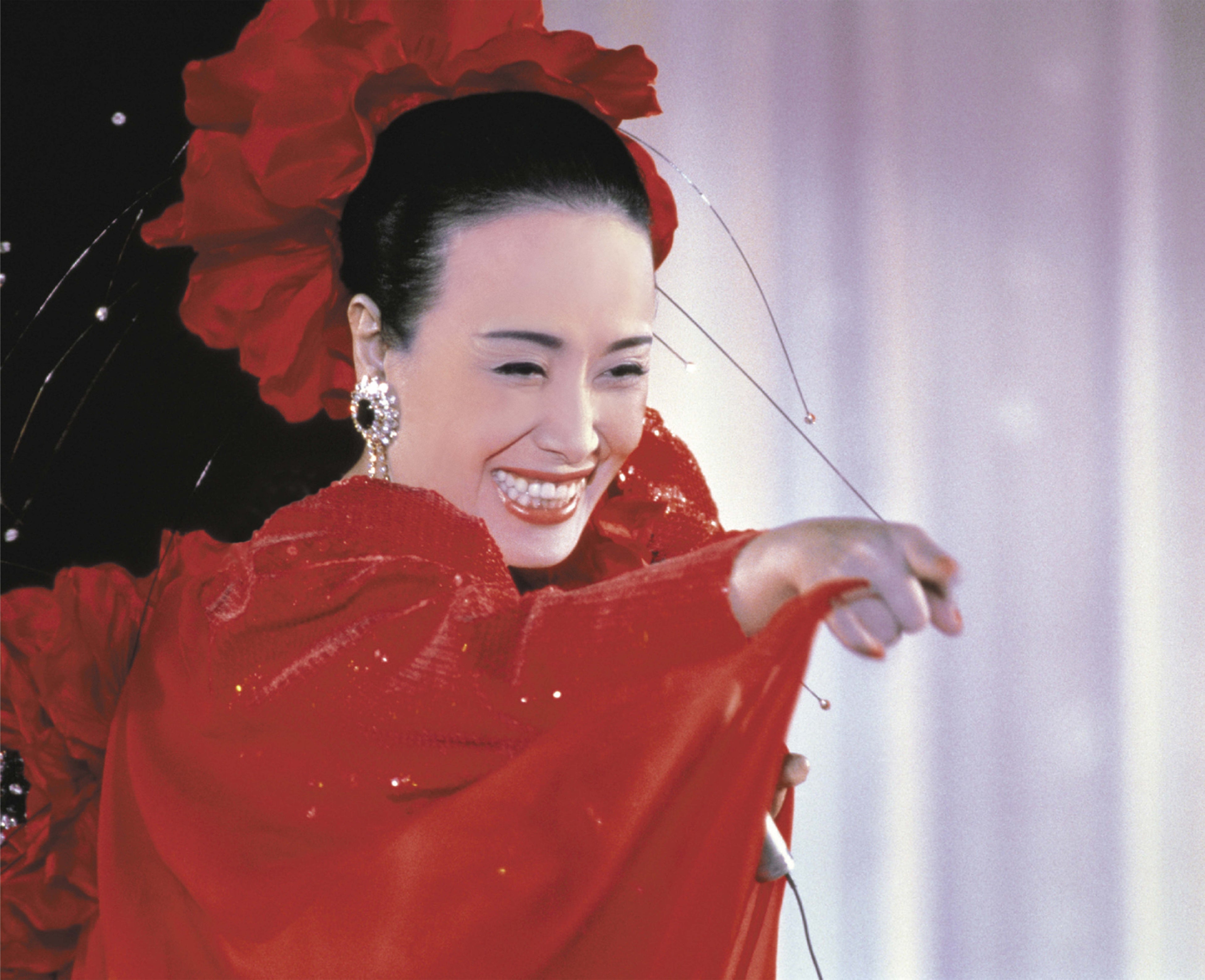 美空ひばりのコンサート&出演映画を一挙放送！「不死鳥 美空ひばり