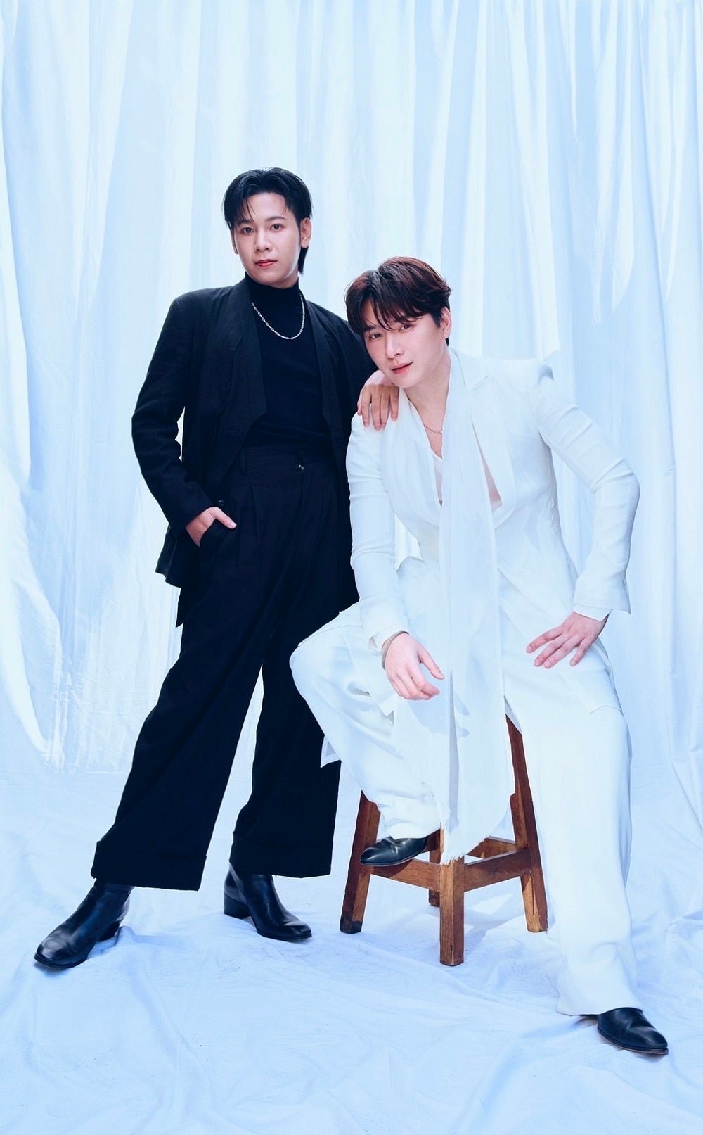 キング・オブ・カップル！ Krist＆Singtoが4年ぶりに表紙＆巻頭特集に