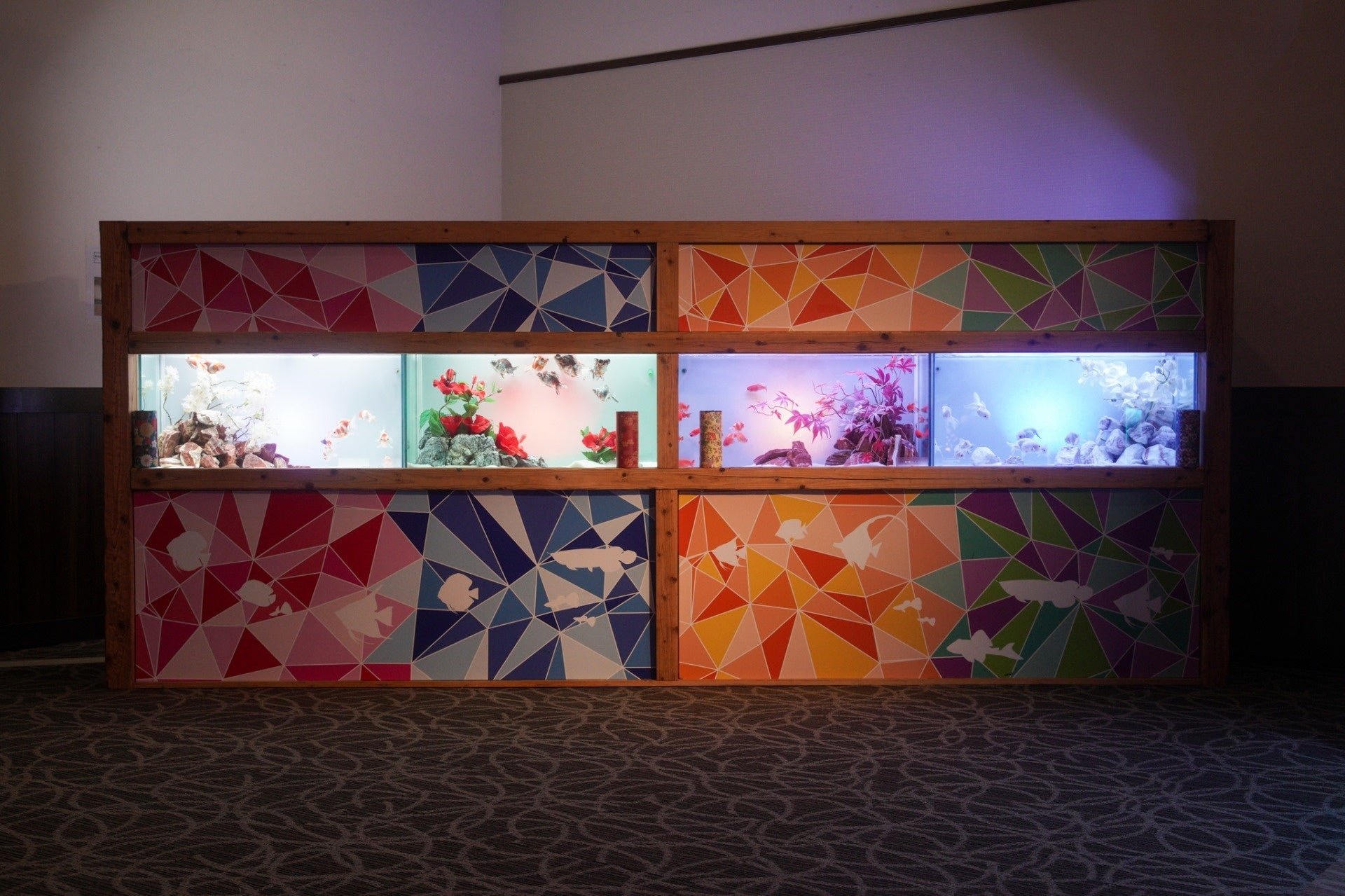 期間限定アクアリウム 「沖縄金魚ミュージアム〜龍と金魚のものがたり