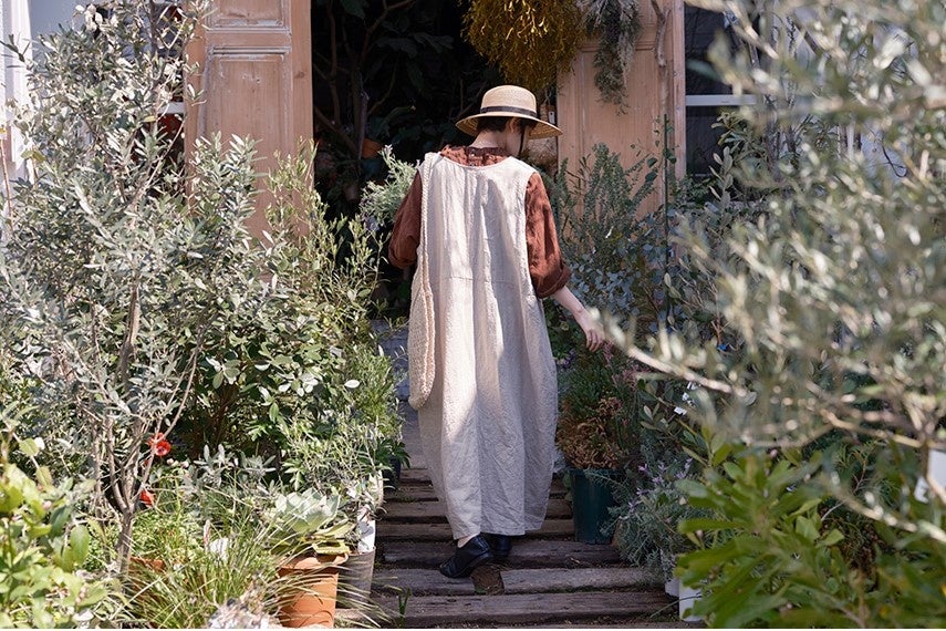 nest Robe（ネストローブ）の初夏の新作はブラックリネンで上品に