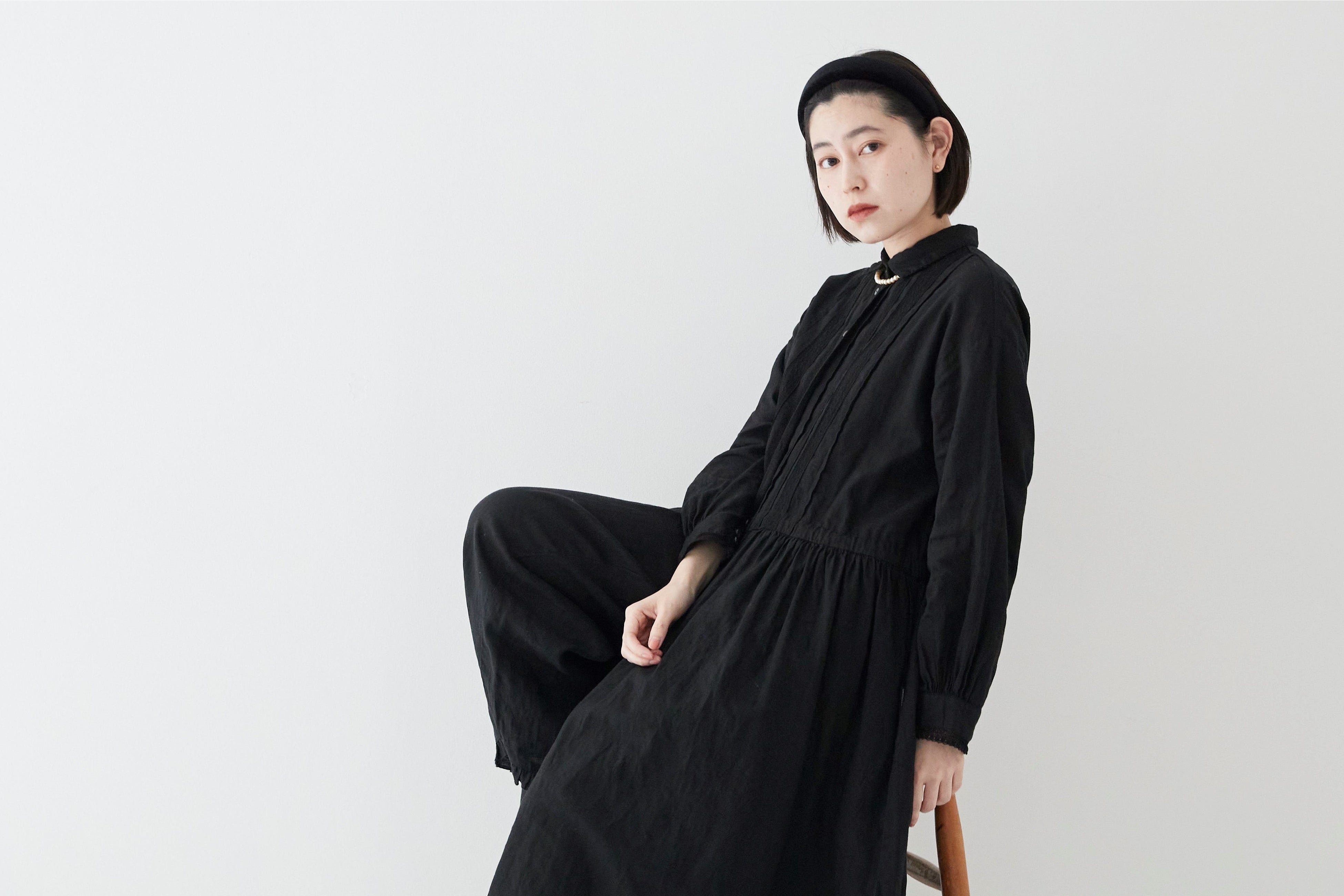 ファッションブランド「ネストローブ」から、繊細なハイボビンレースを