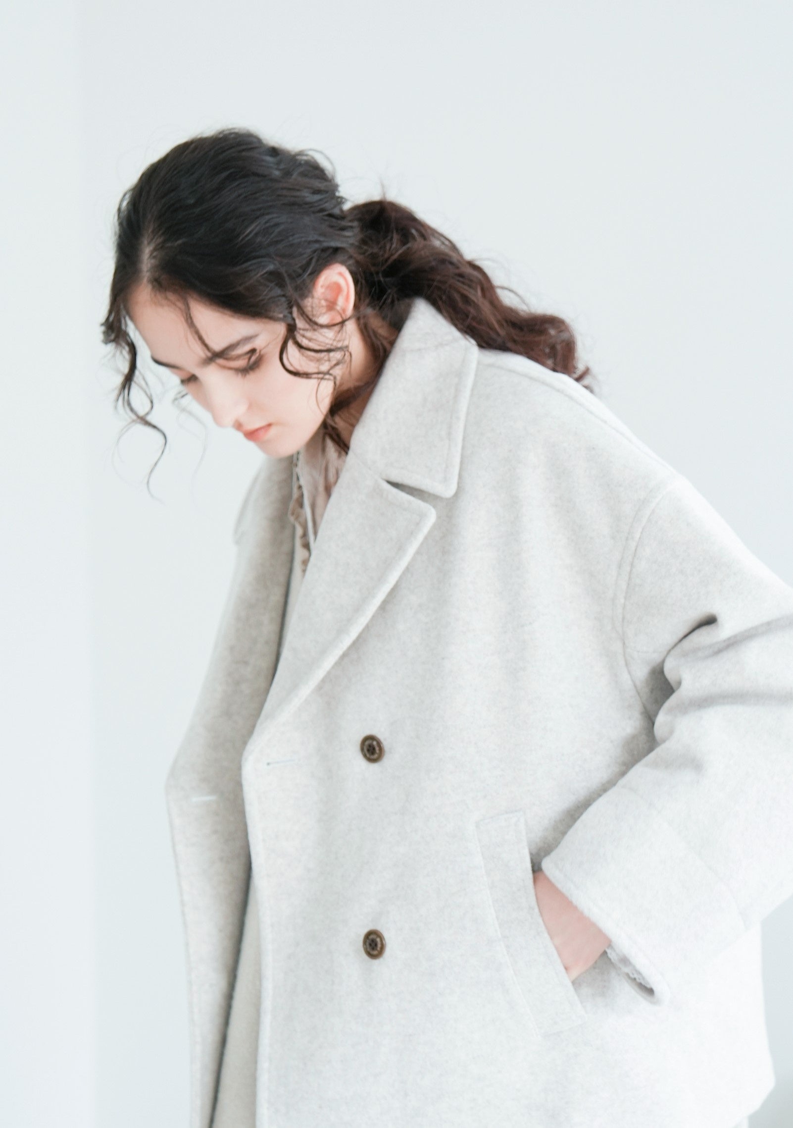 寒い冬にあたたかく包み込んでくれるコートたち。ファッションブランド