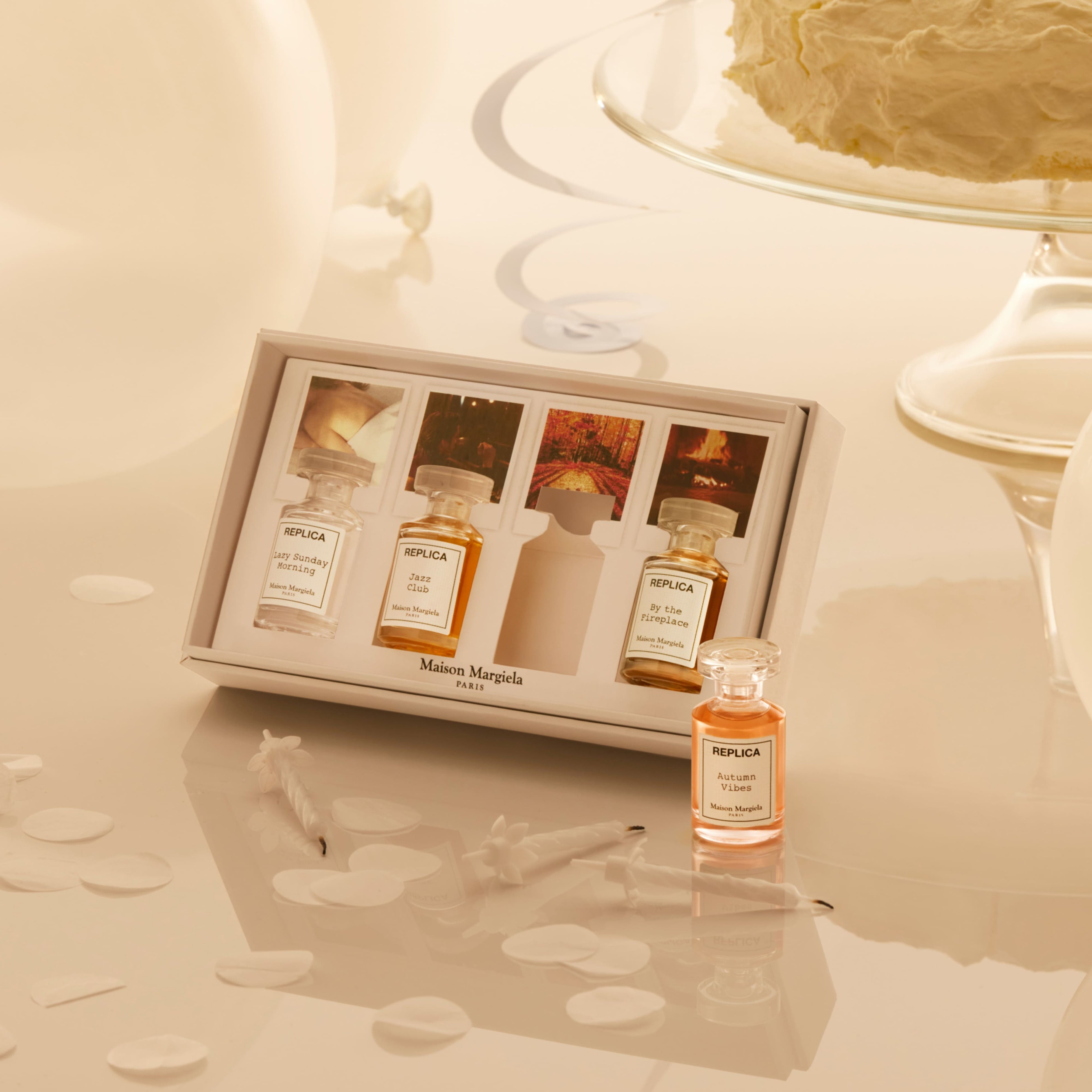 メゾン マルジェラ「レプリカ」フレグランスより、2023年のホリデー