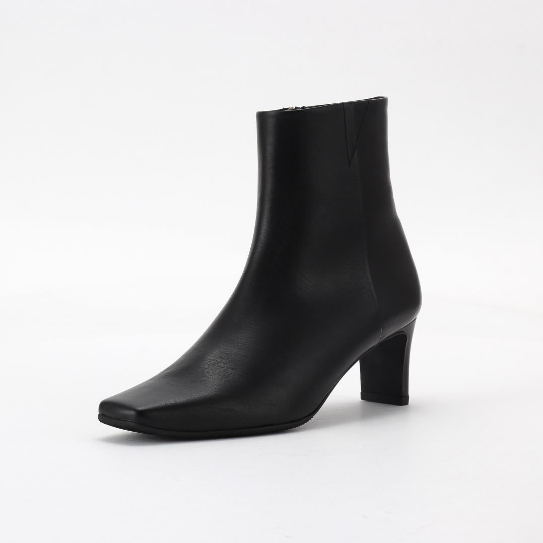 銀座かねまつ」秋のおしゃれはやっぱり足元から♪主役になる新作