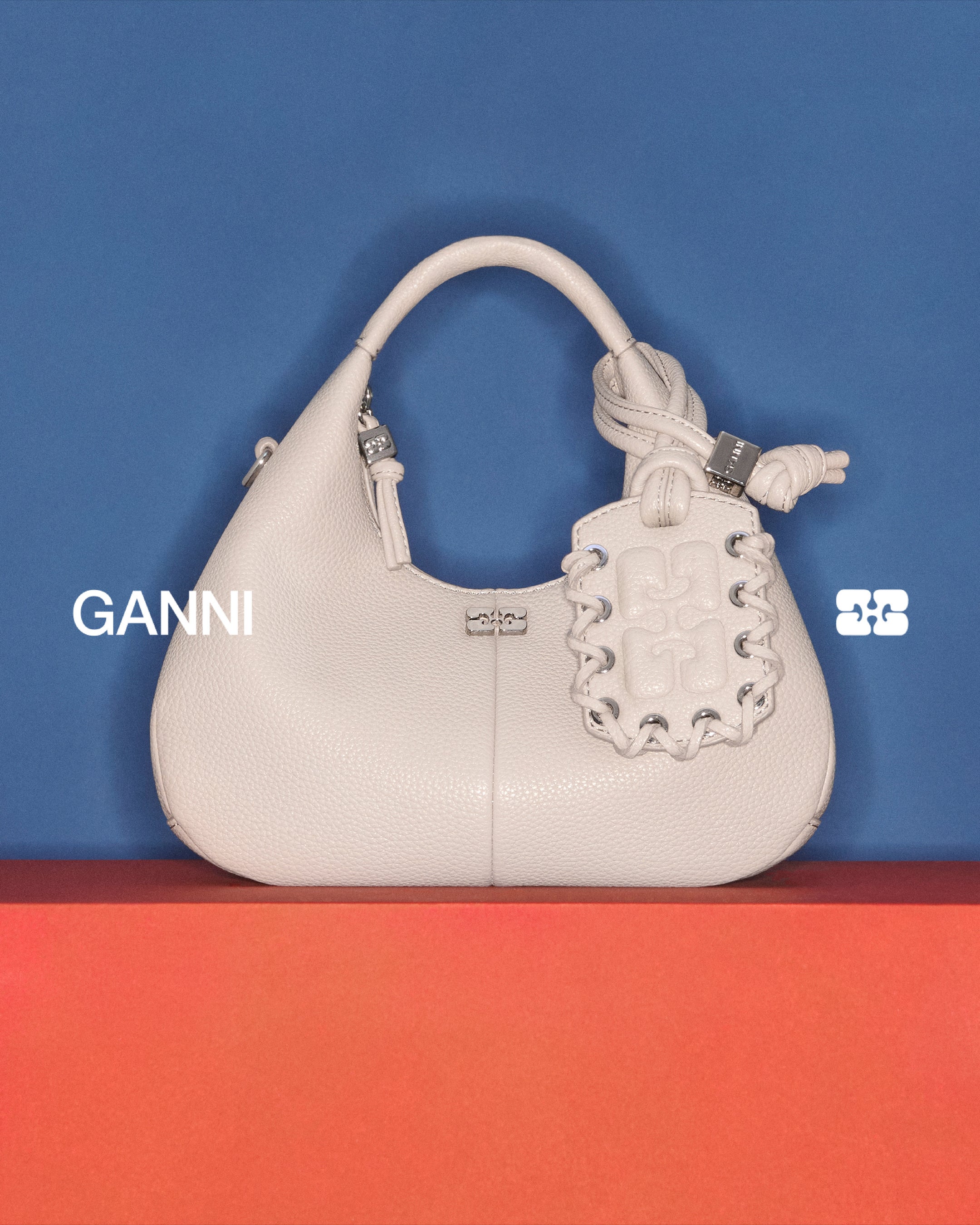 2025年秋冬、GANNIから新たなアイコンアイテムMini Hobo Bagが発売