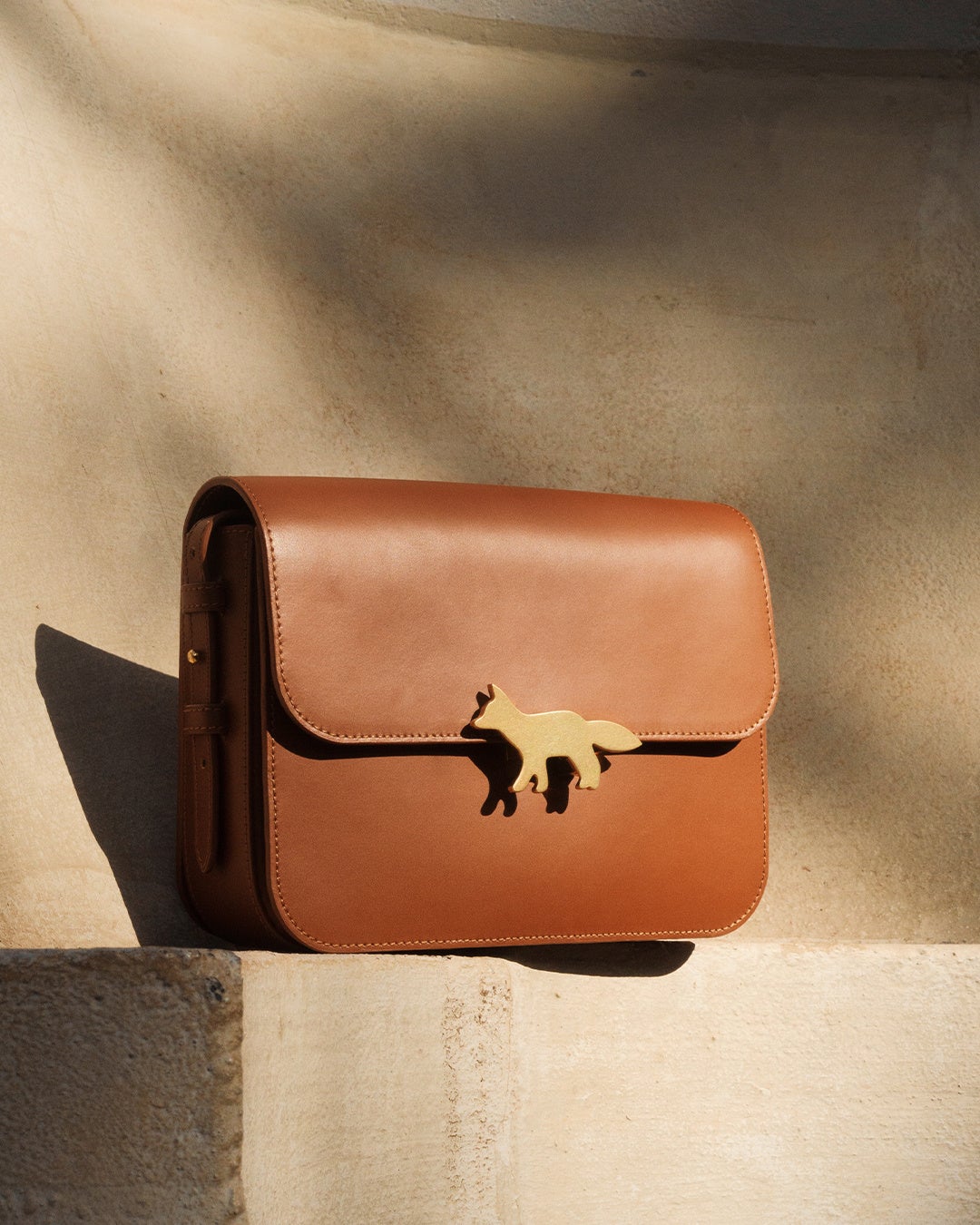 Maison Kitsuné】ニューアイコンバッグ・EDIEの新作が登場 | 株式会社