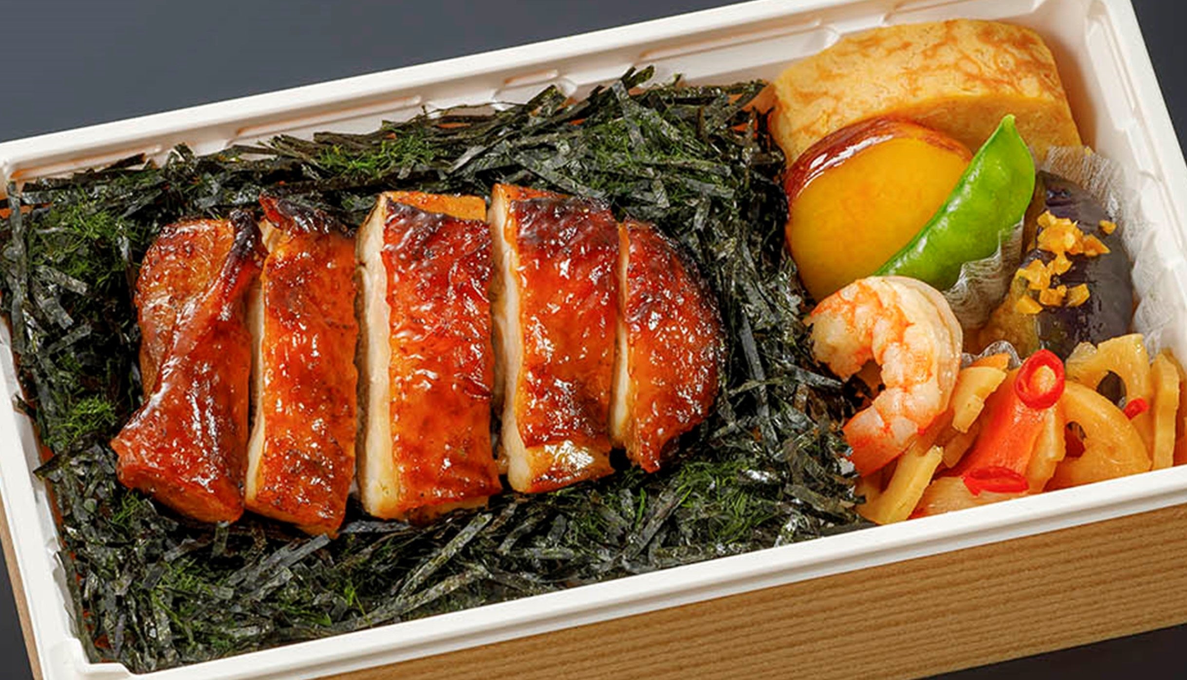 ニコニコのり 海苔にこだわった海苔弁 新メニューは究極の地鶏！『海苔