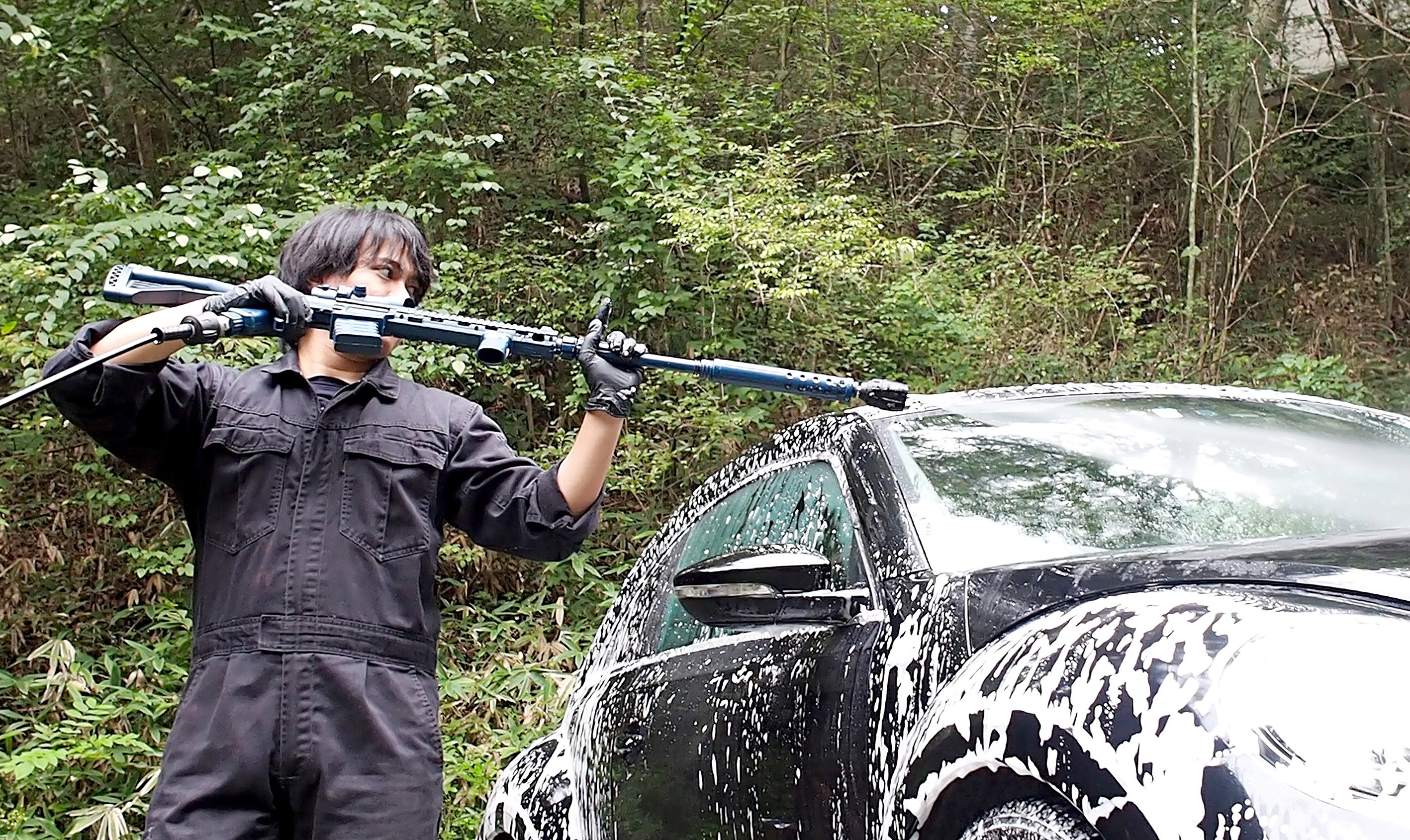 手洗い洗車がいらない洗車の時代へ」ながら洗車が”日本初”の「ライフル