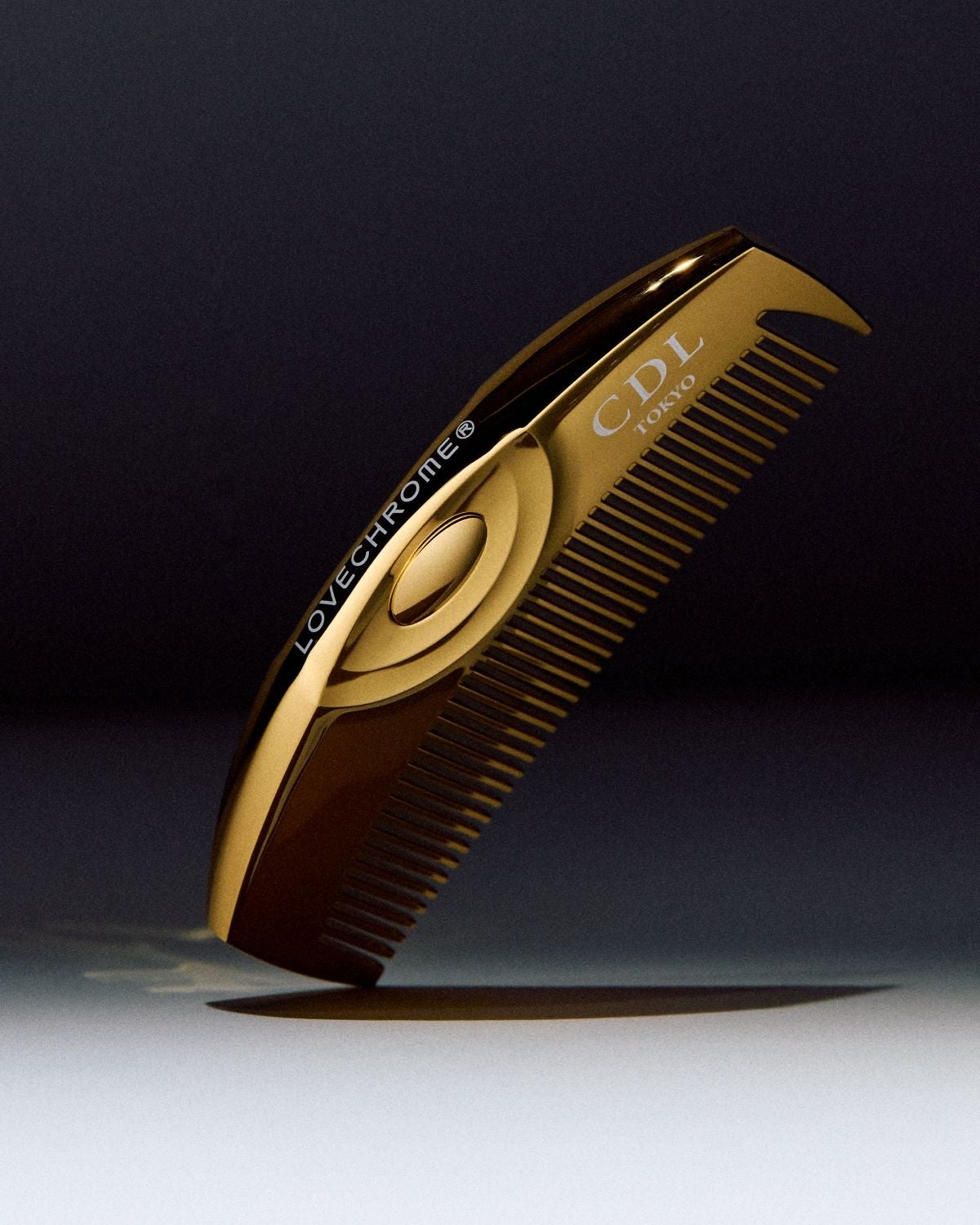CDL TOKYOより、LOVECHROMEコラボ第二弾となる限定コームが登場。月光