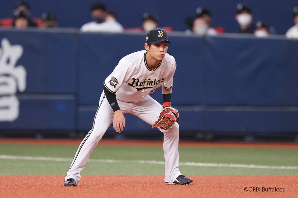 ZETT》オリックス・バファローズ/頓宮裕真選手・中川圭太選手、東北