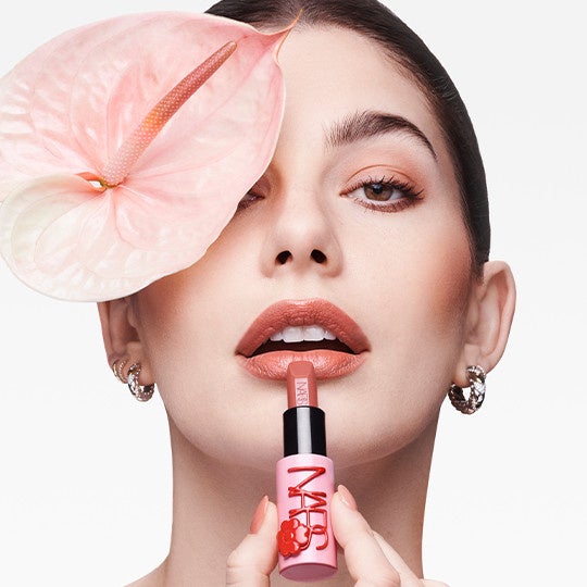 エクスプリシット リップスティック」より、アジア限定の6シェードが