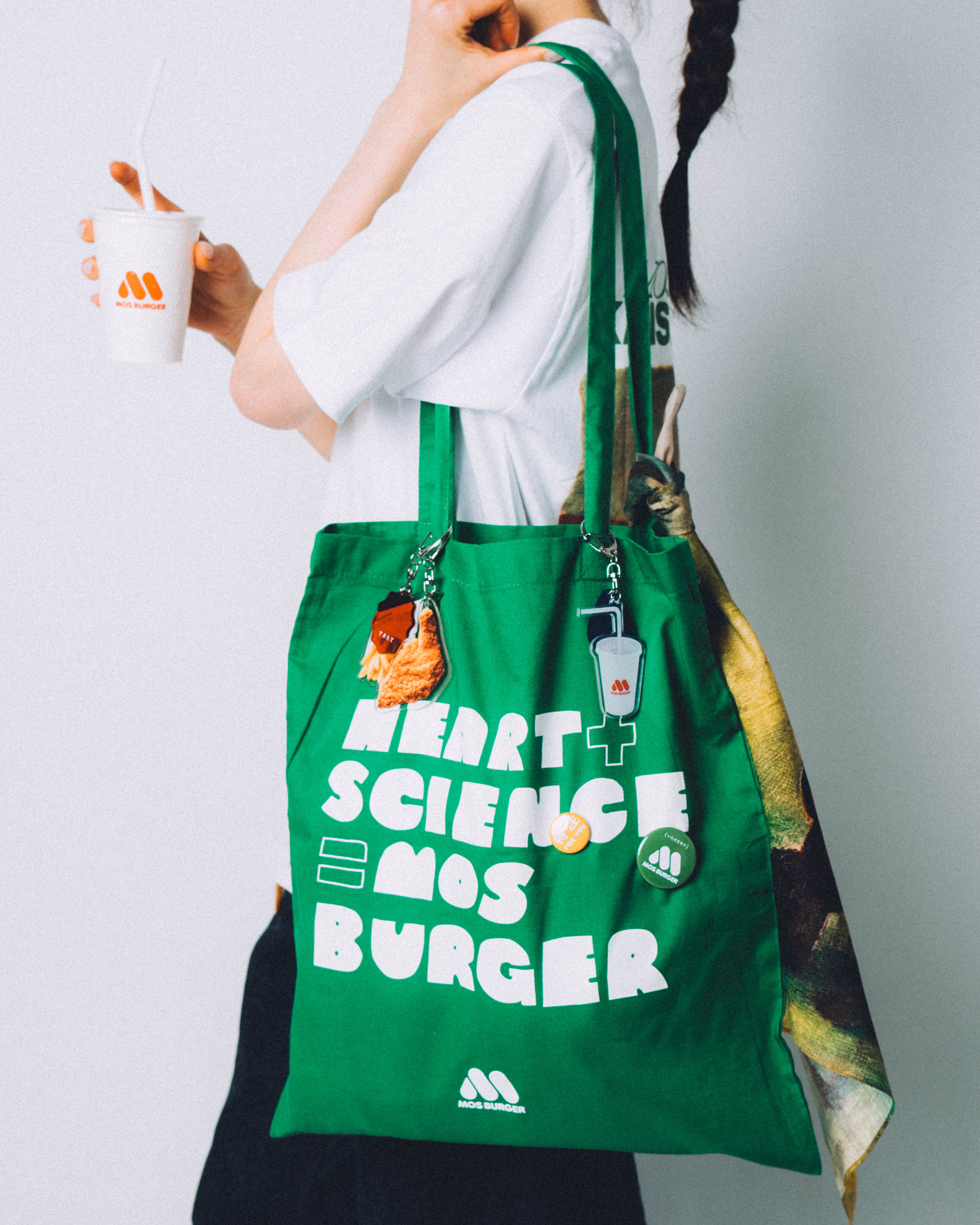 平野紗季子のポッドキャスト『味な副音声』モスバーガーとの公式コラボ