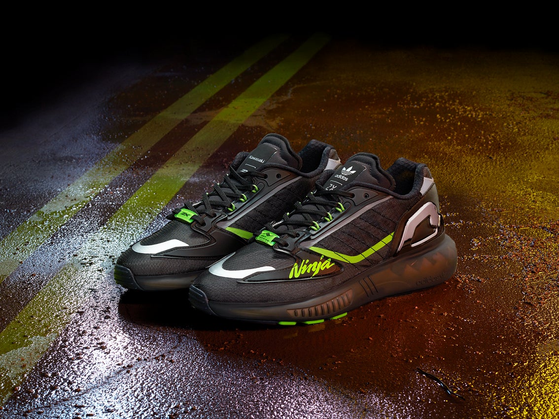 カワサキとアディダス 初のコラボレーションスニーカー「KAWASAKI ZX