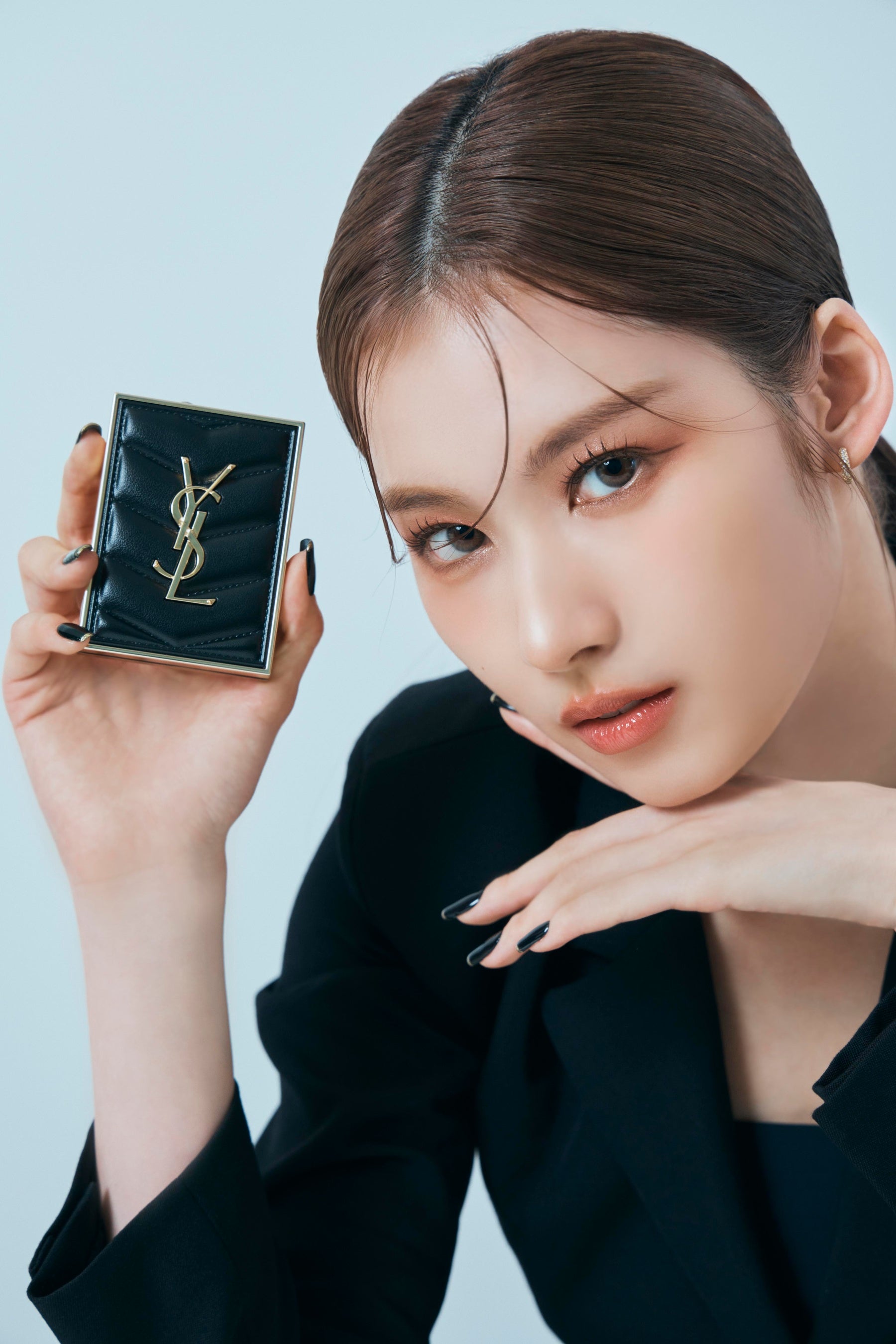 YSL】ジャパンメイクアップミューズのTWICE SANAがダイヤモンドのよう