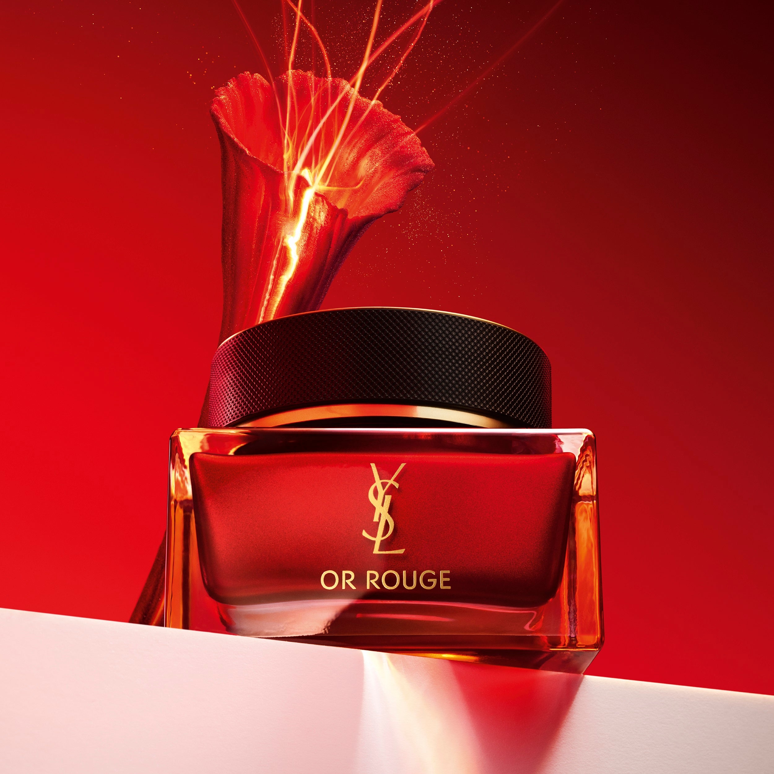 YSLのプレミアムスキンケア「オールージュ」から、次世代クリーム登場