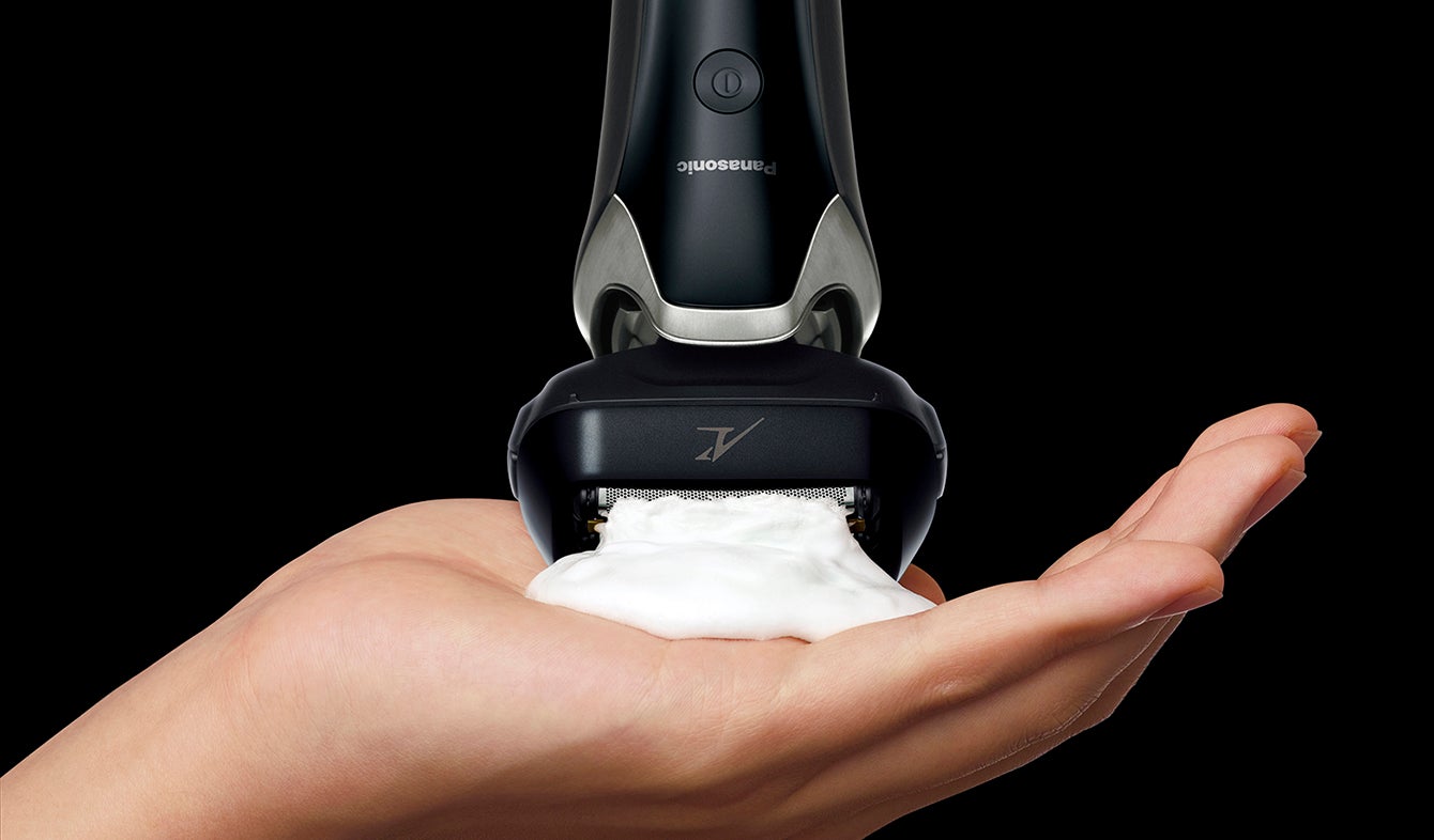 リニアシェーバー 新シリーズ「ラムダッシュPRO」として、6枚刃・5枚刃