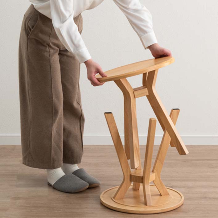 累計800万PV】SNSで話題のスツールに新デザイン『サイドテーブルになる