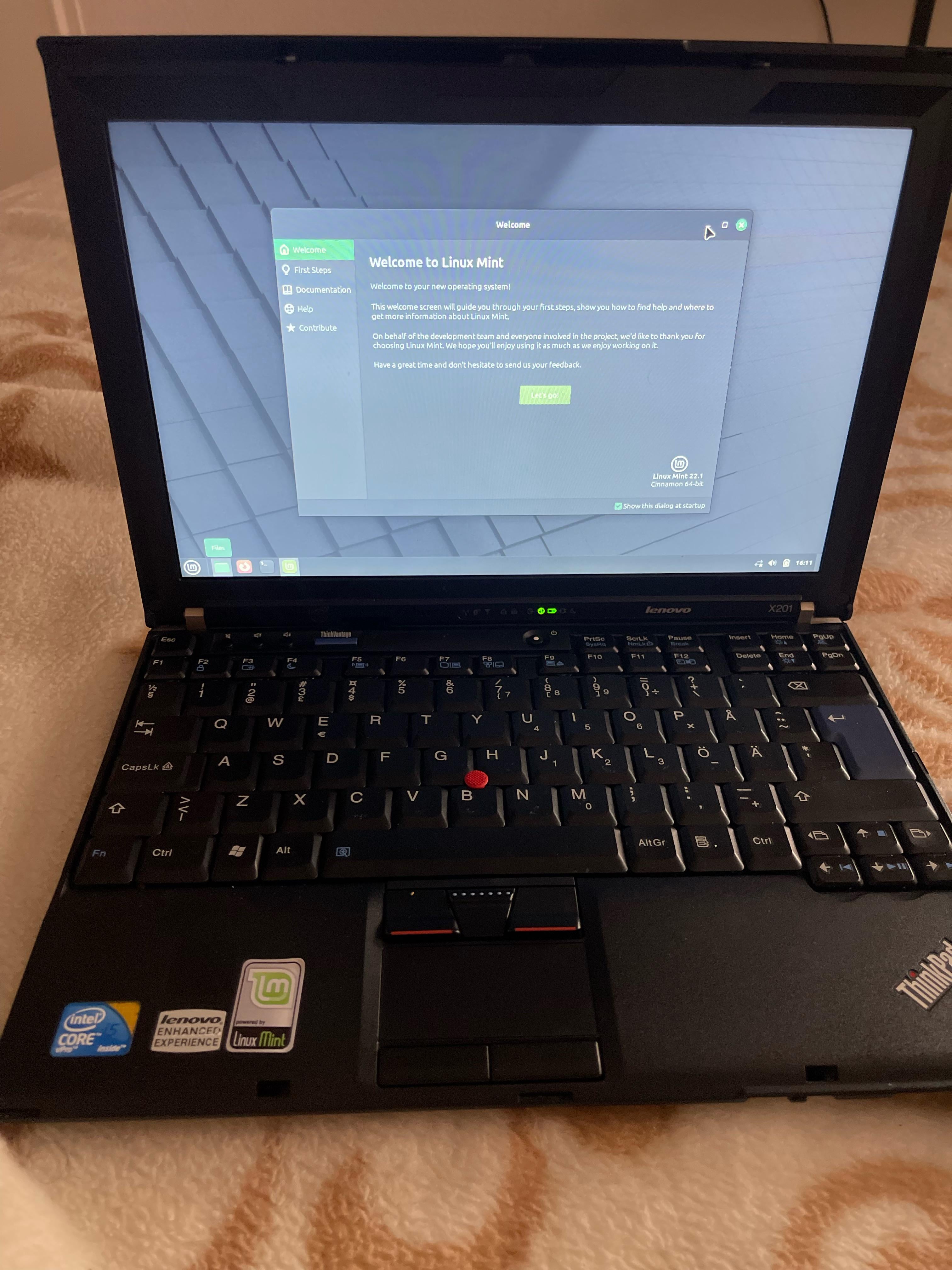 fresh-install-of-mint-22-1-