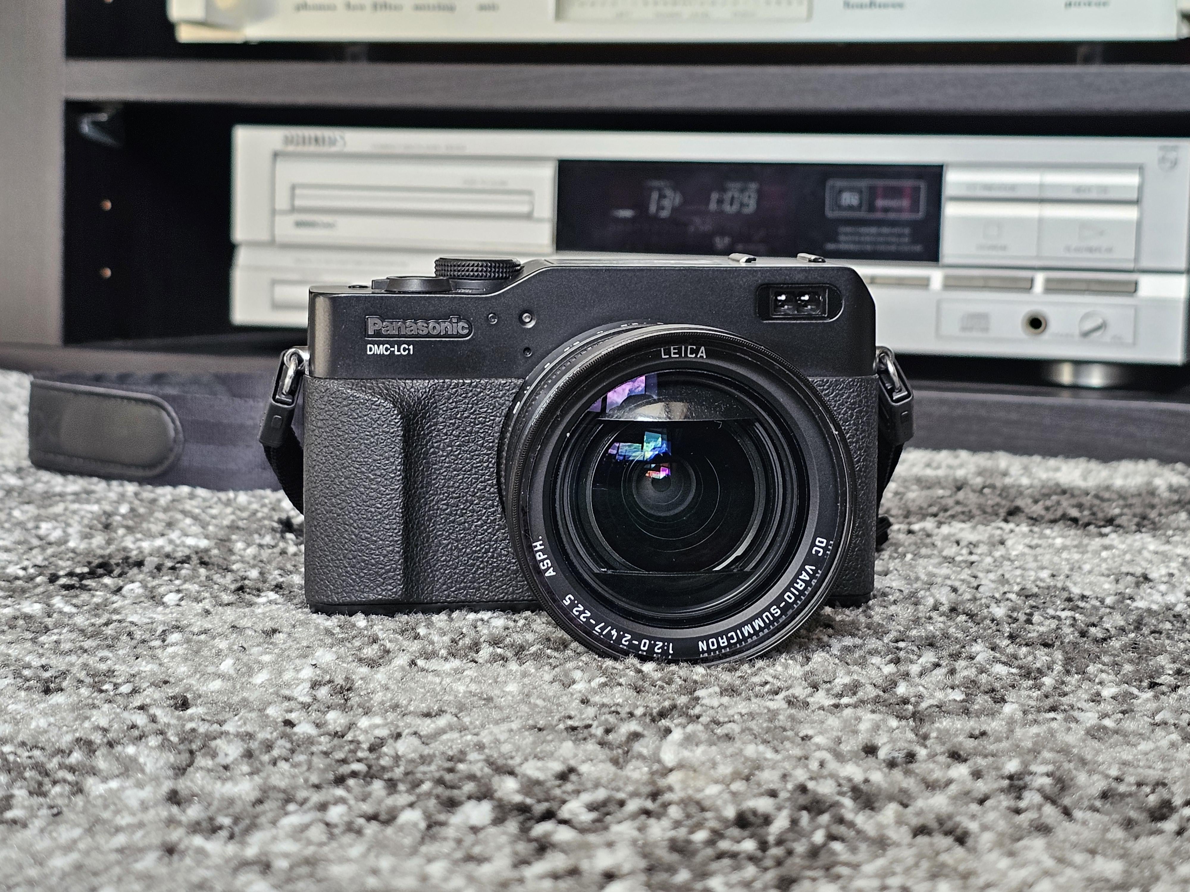My latest addition - Panasonic DMC-LC1 : r/VintageDigitalCameras