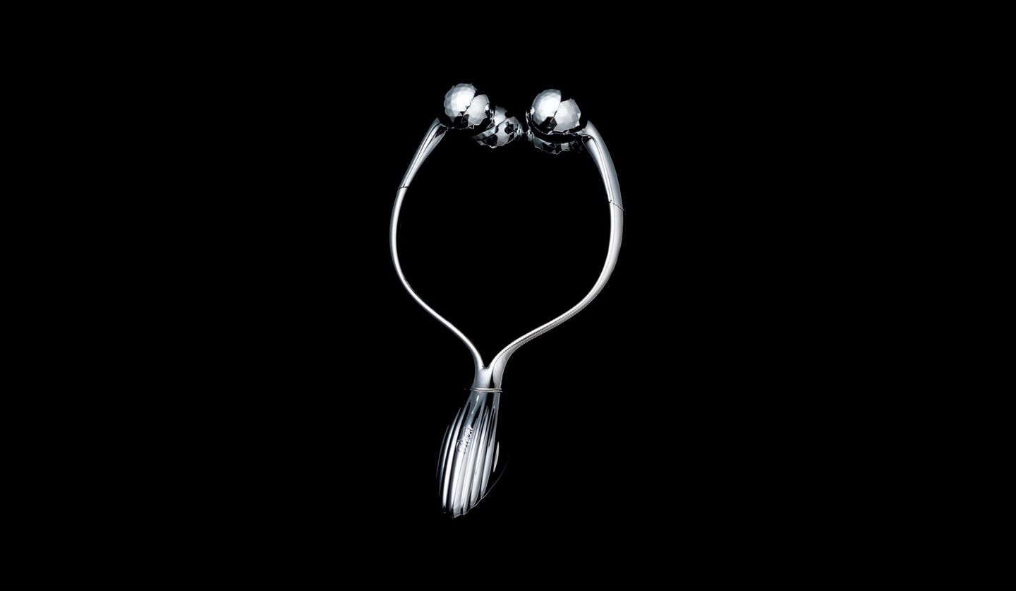 すっきり小顔へと導く！MTGの美顔器「リファダブルレイ」がスゴイ